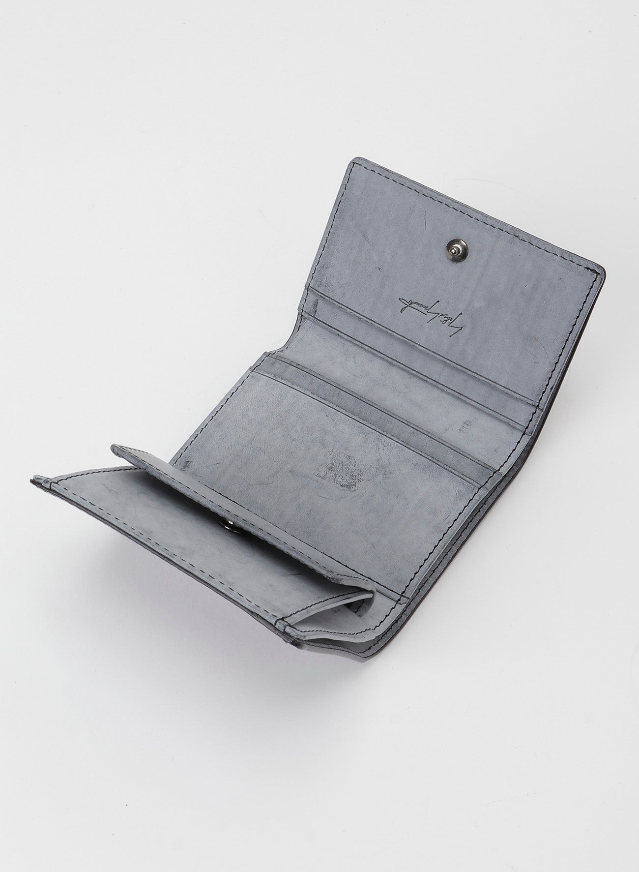 Compact(9/5 12:00 Release)
