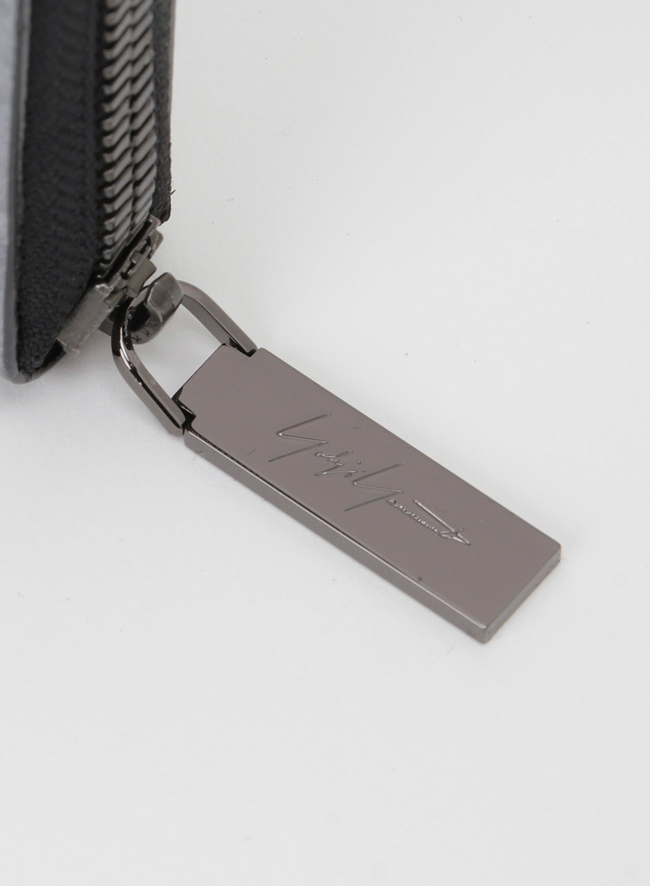 Round zip wallet(9/5 12:00 Release)
