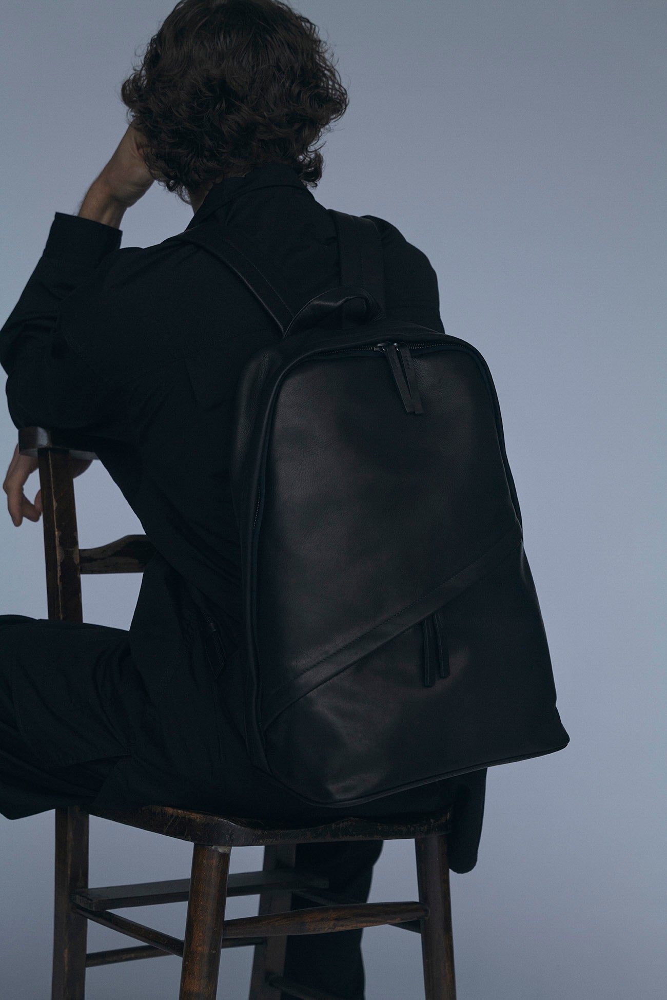 Diagonal backpack(9/5 12:00 Release)