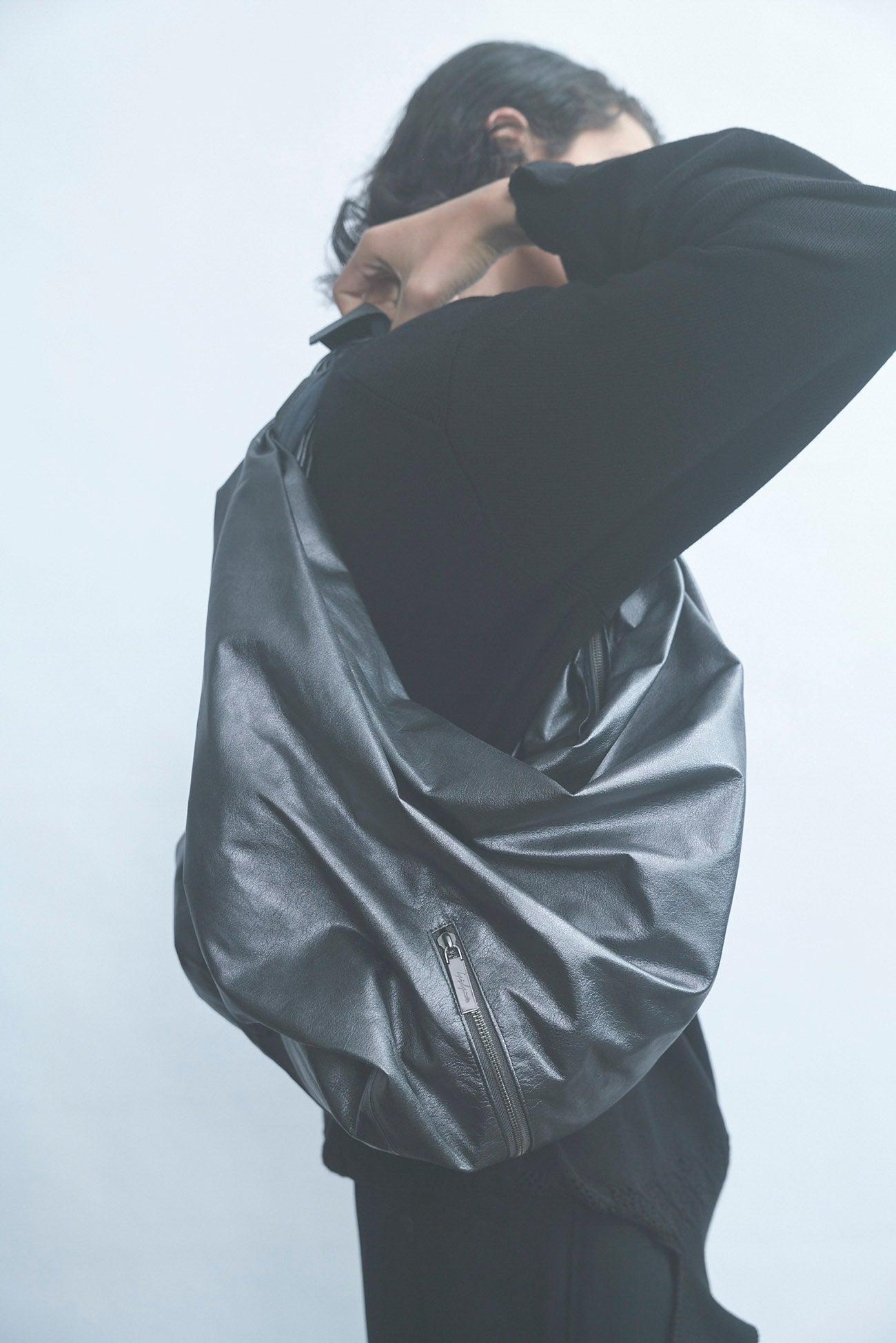 DRAPED ZIP BAG(9/5 12:00 Release)
