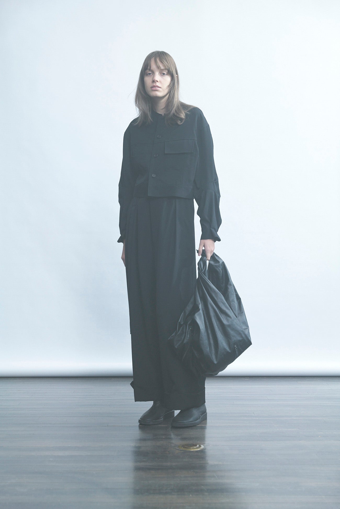 DRAPED ZIP BAG(8/22 12:00 Release)