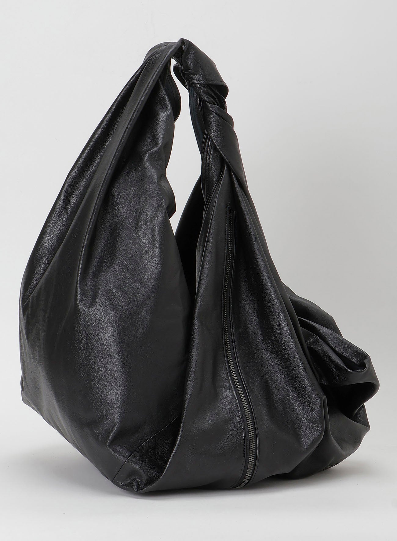DRAPED ZIP BAG(8/22 12:00 Release)