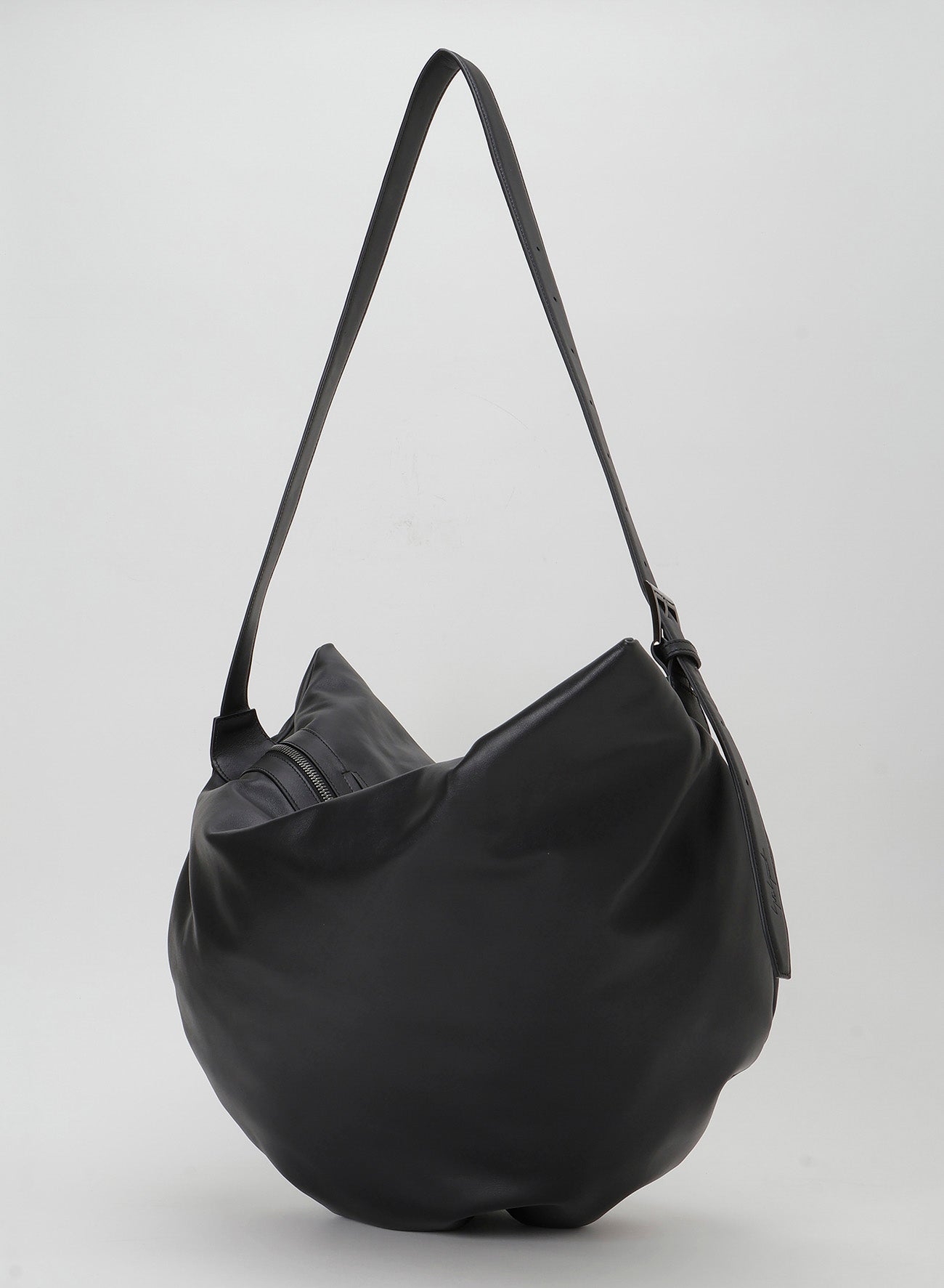 Round Shoulder(L)(10/3 12:00 Release)