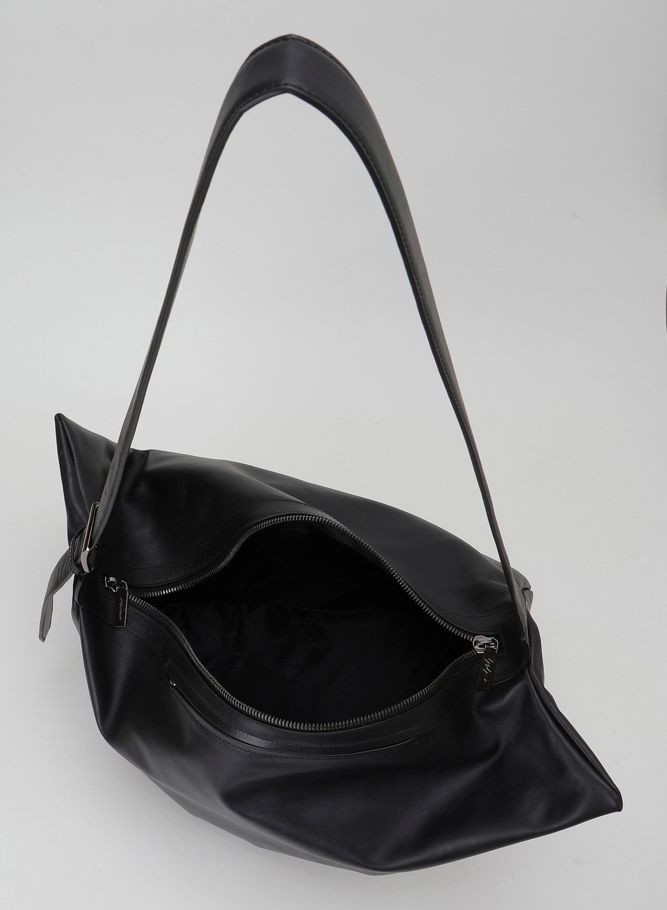 Round Shoulder(L)(10/3 12:00 Release)