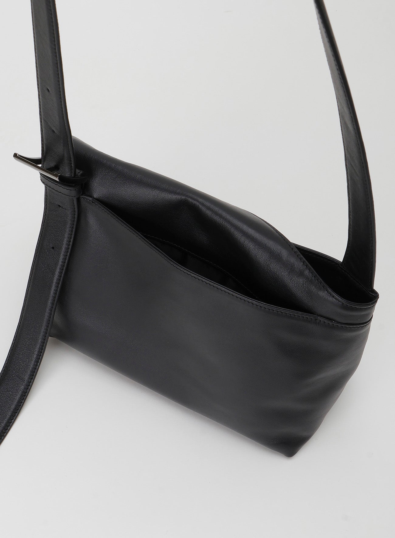Veil shoulder(10/3 12:00 Release)