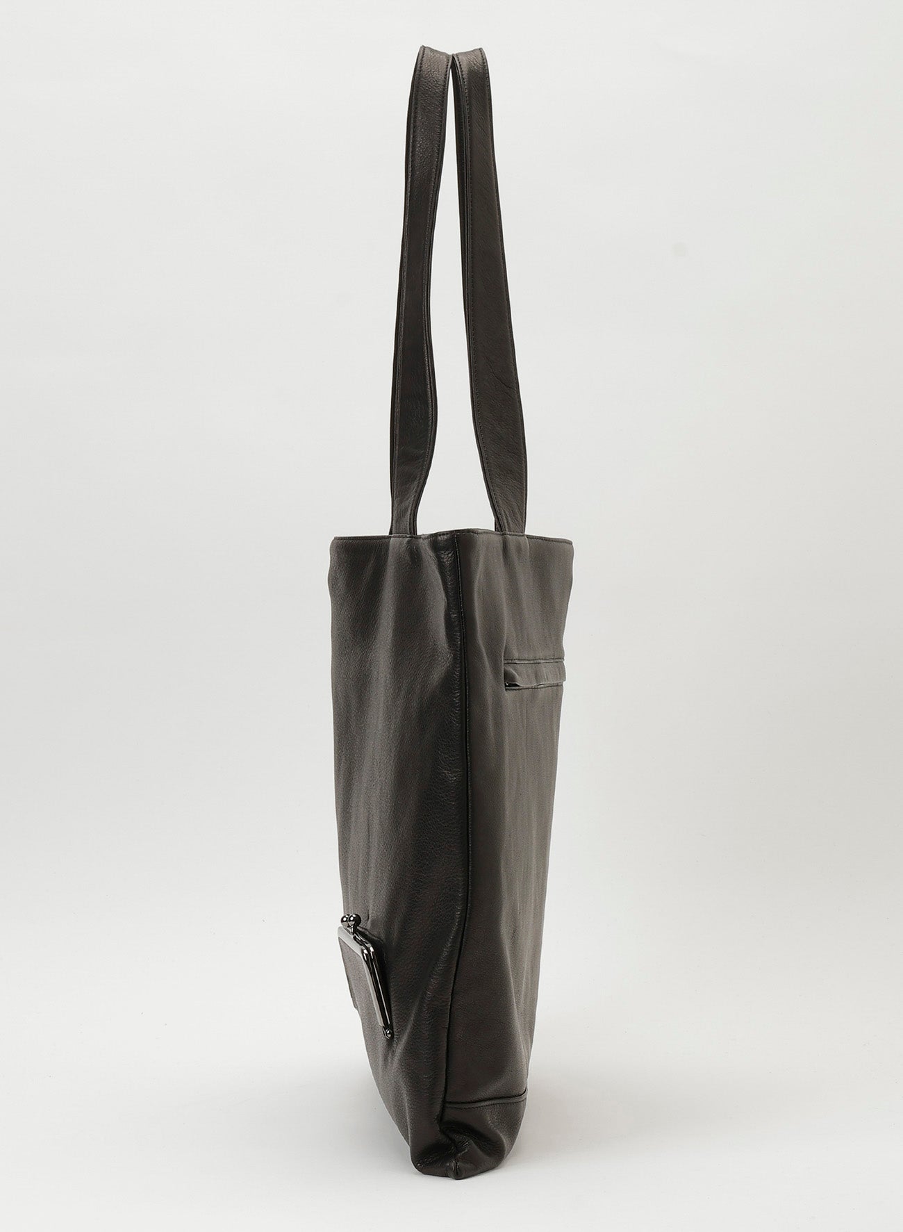 Clasp tote LL(11/21 12:00 Release)