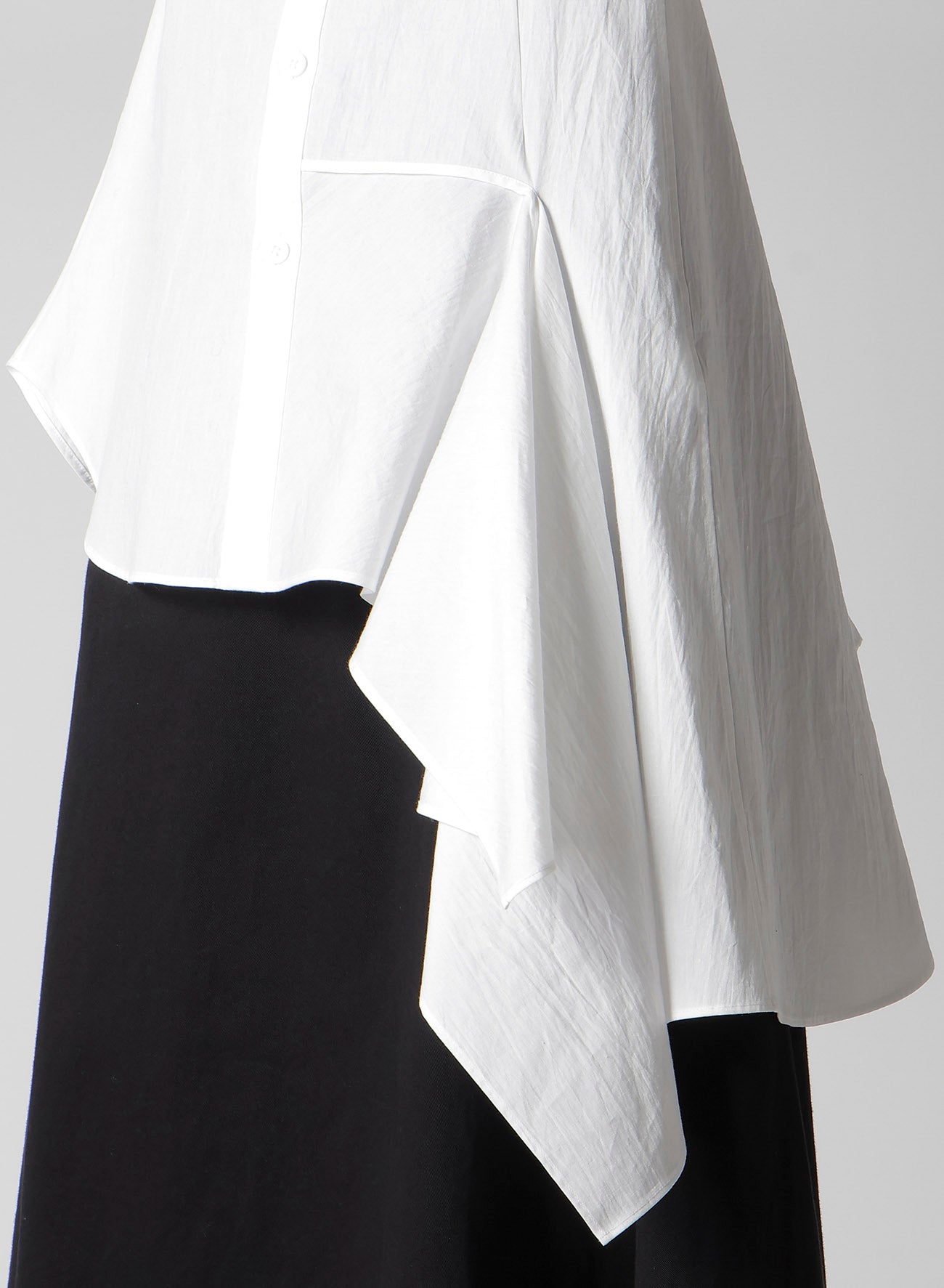 COTTON BROAD L DRAPED BLOUSE