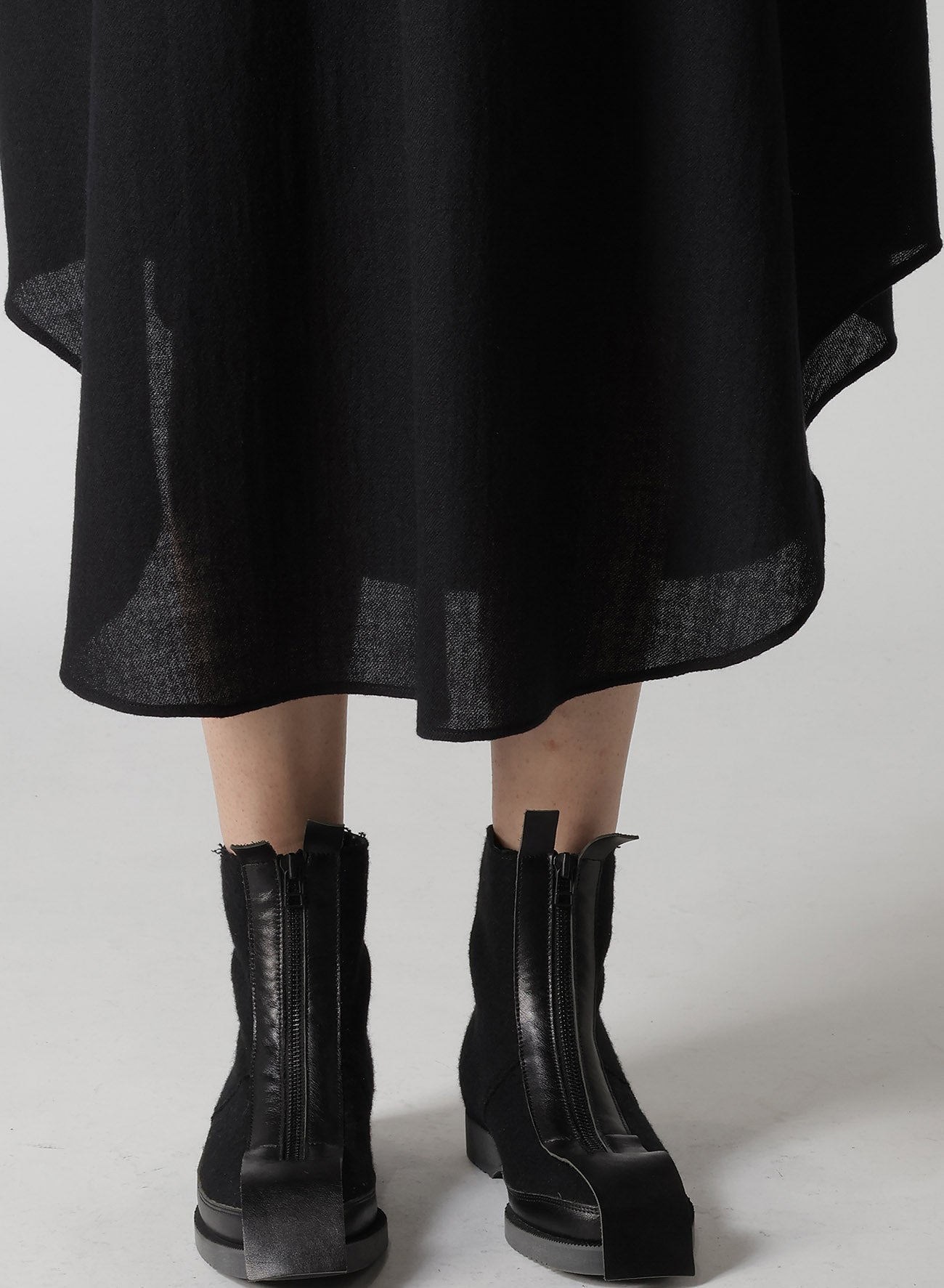SOFT WOOL A EMBROIDERY BOX POCKET DRESS