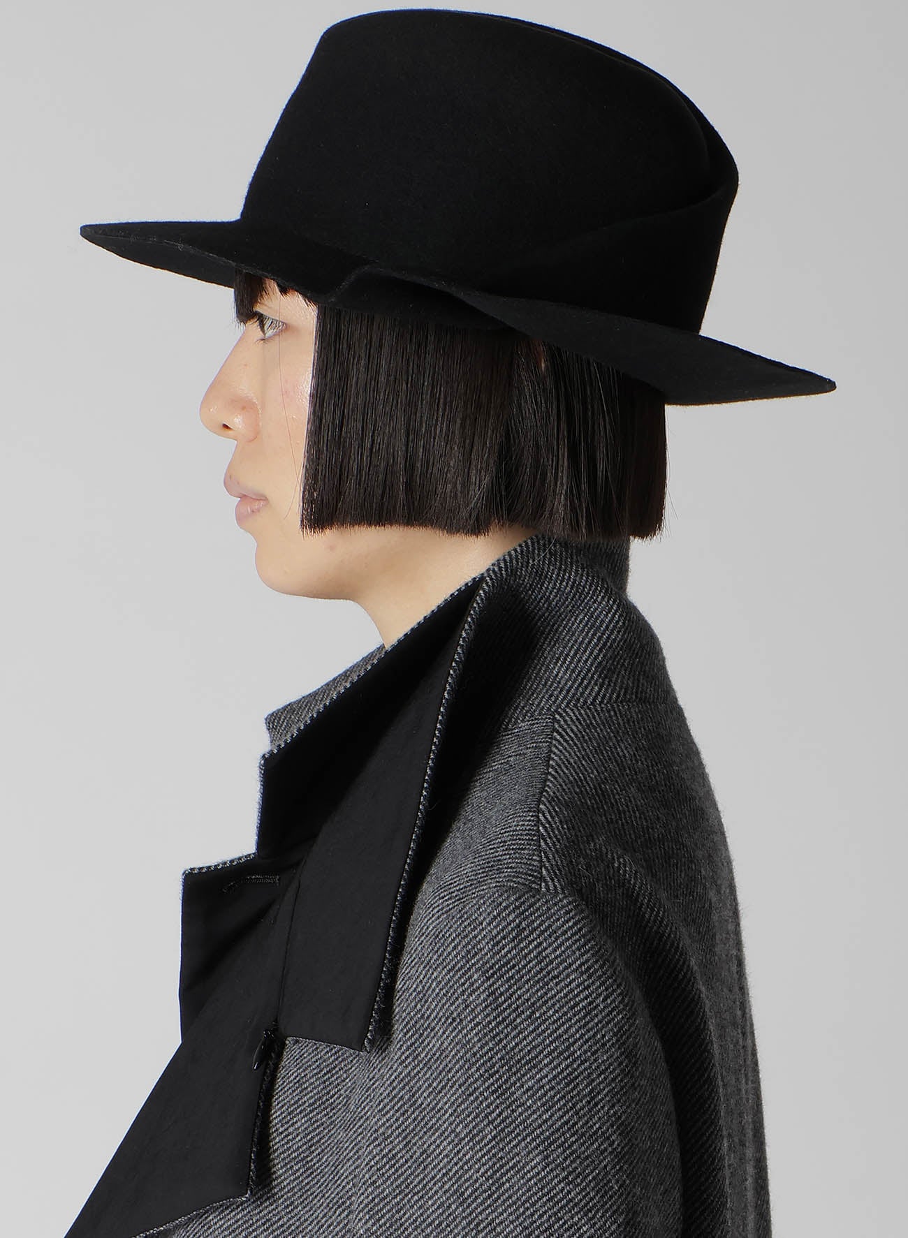 HAT MATERIAL BK TUCKED FEDORA