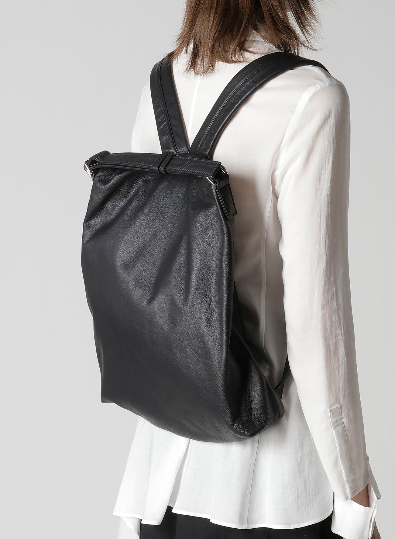 GARMENT LEATHER SQUARE BACKPACK