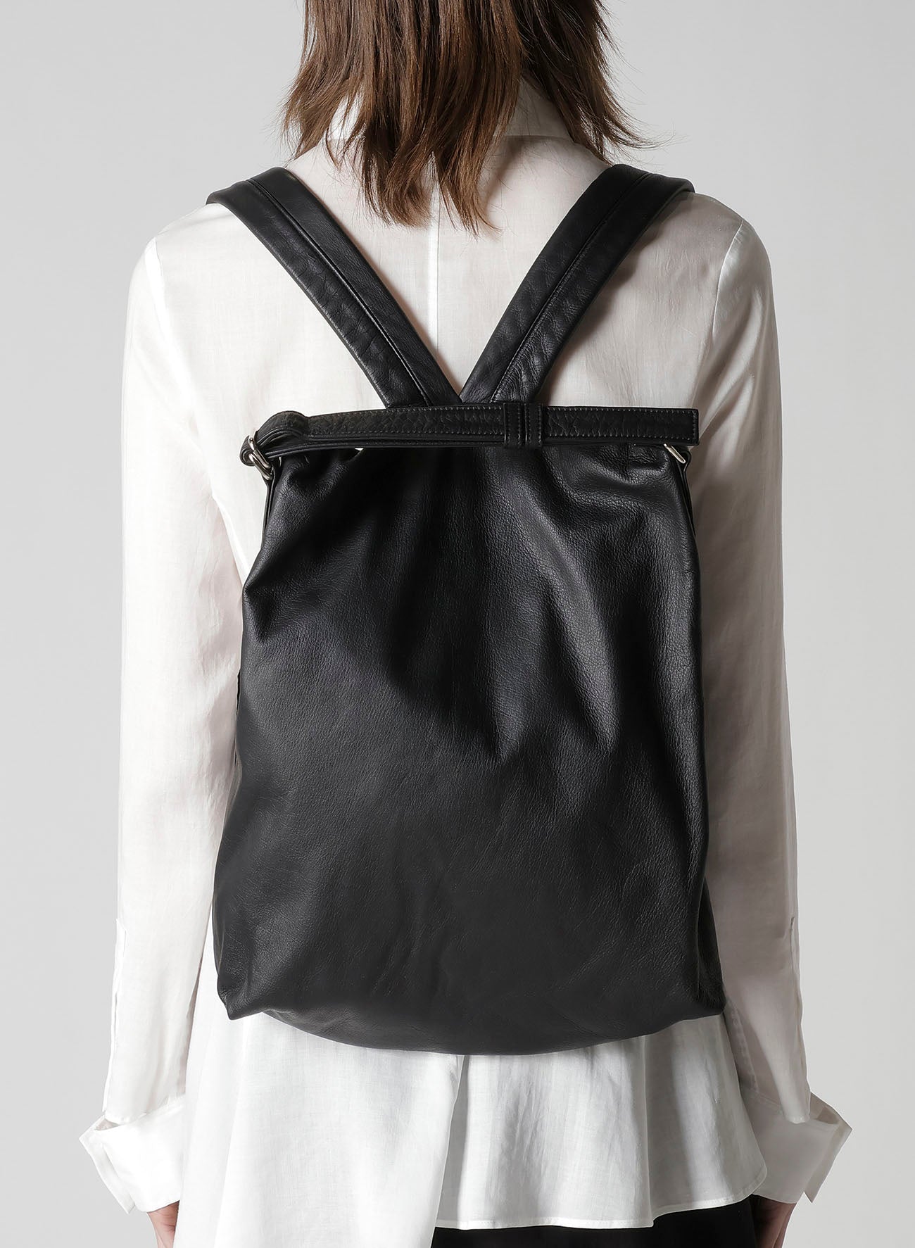 GARMENT LEATHER SQUARE BACKPACK