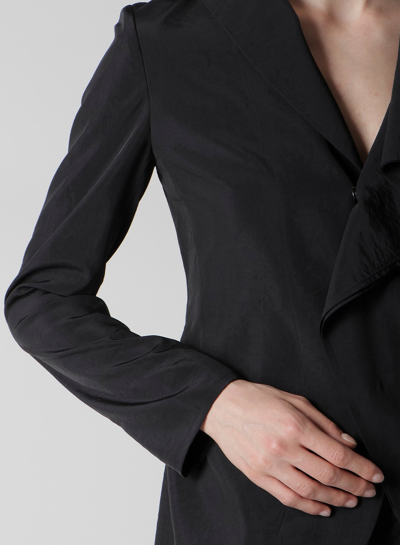 Ny/Si TAFFETA ASM ROUNDED HEM JACKET