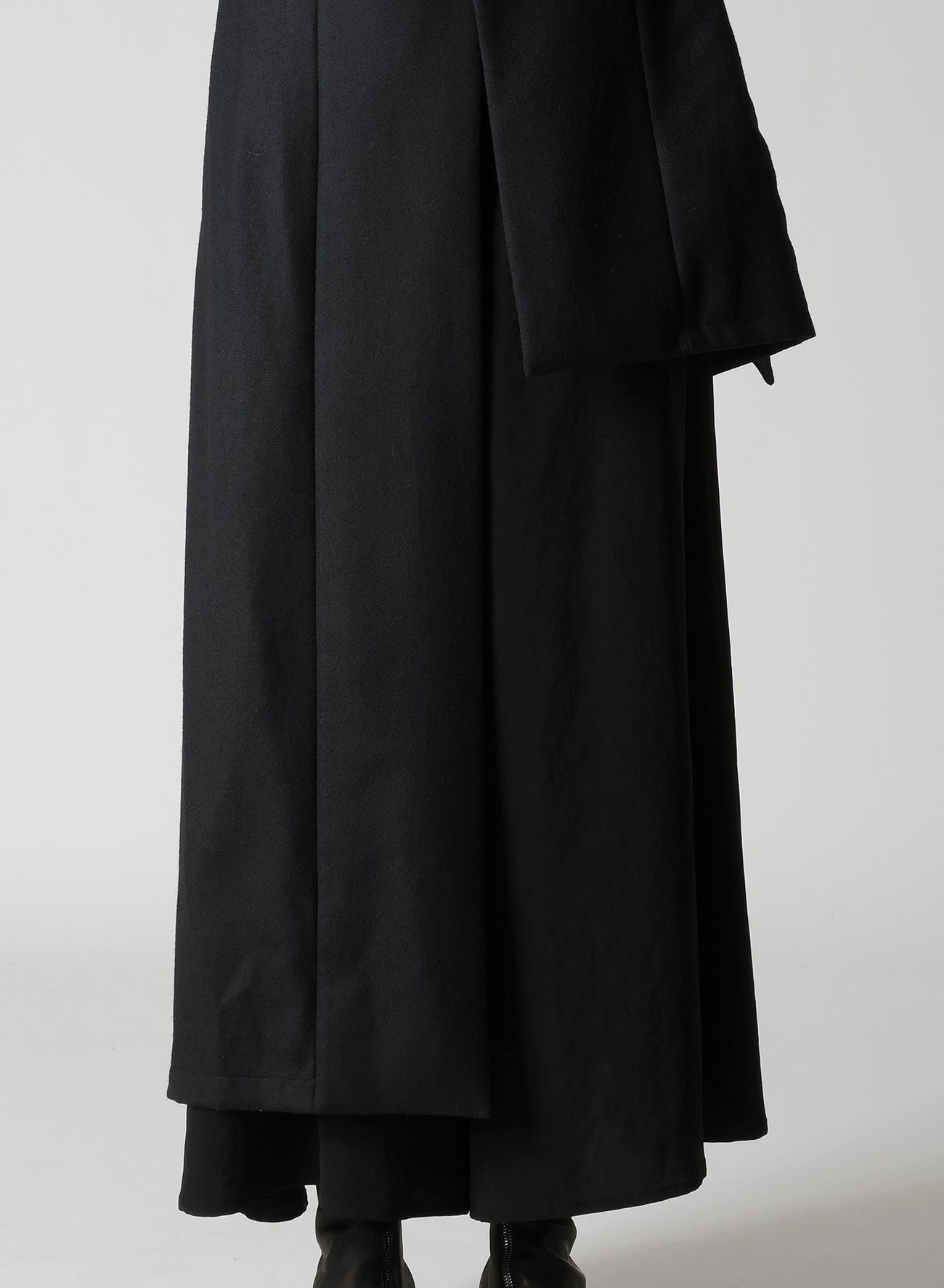 W/SAXONY GATHERED STOLE D JACKET