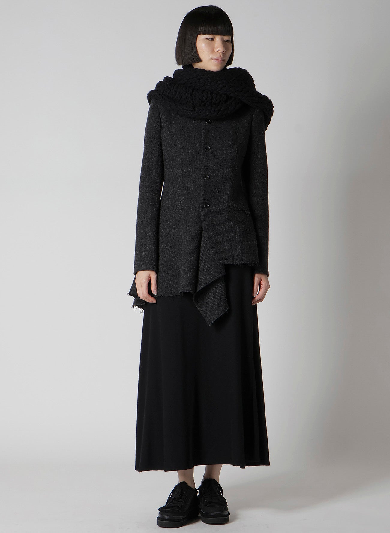 HAND-WOVEN SLABS/W KNIT SNOOD