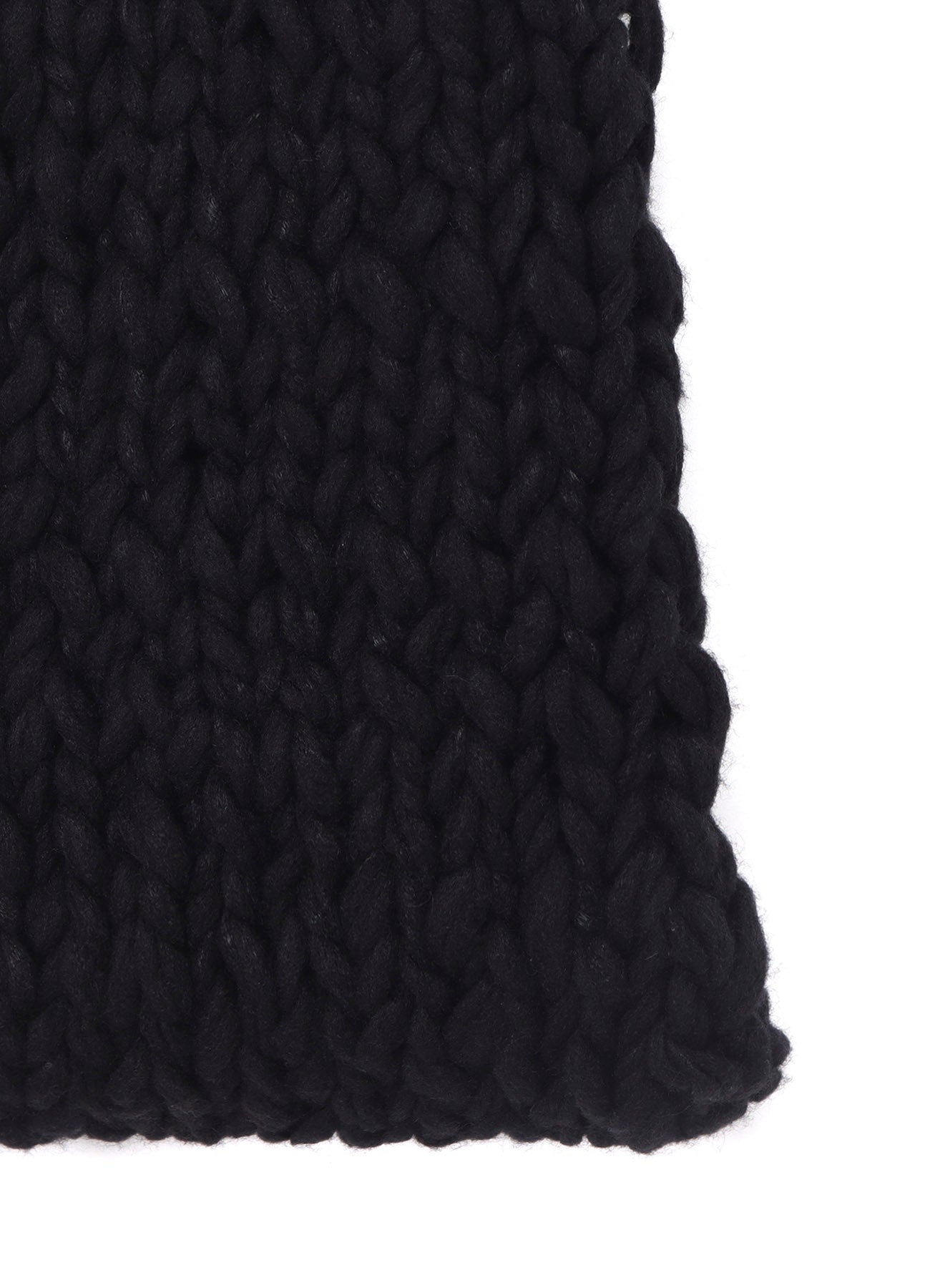 HAND-WOVEN SLABS/W KNIT SNOOD