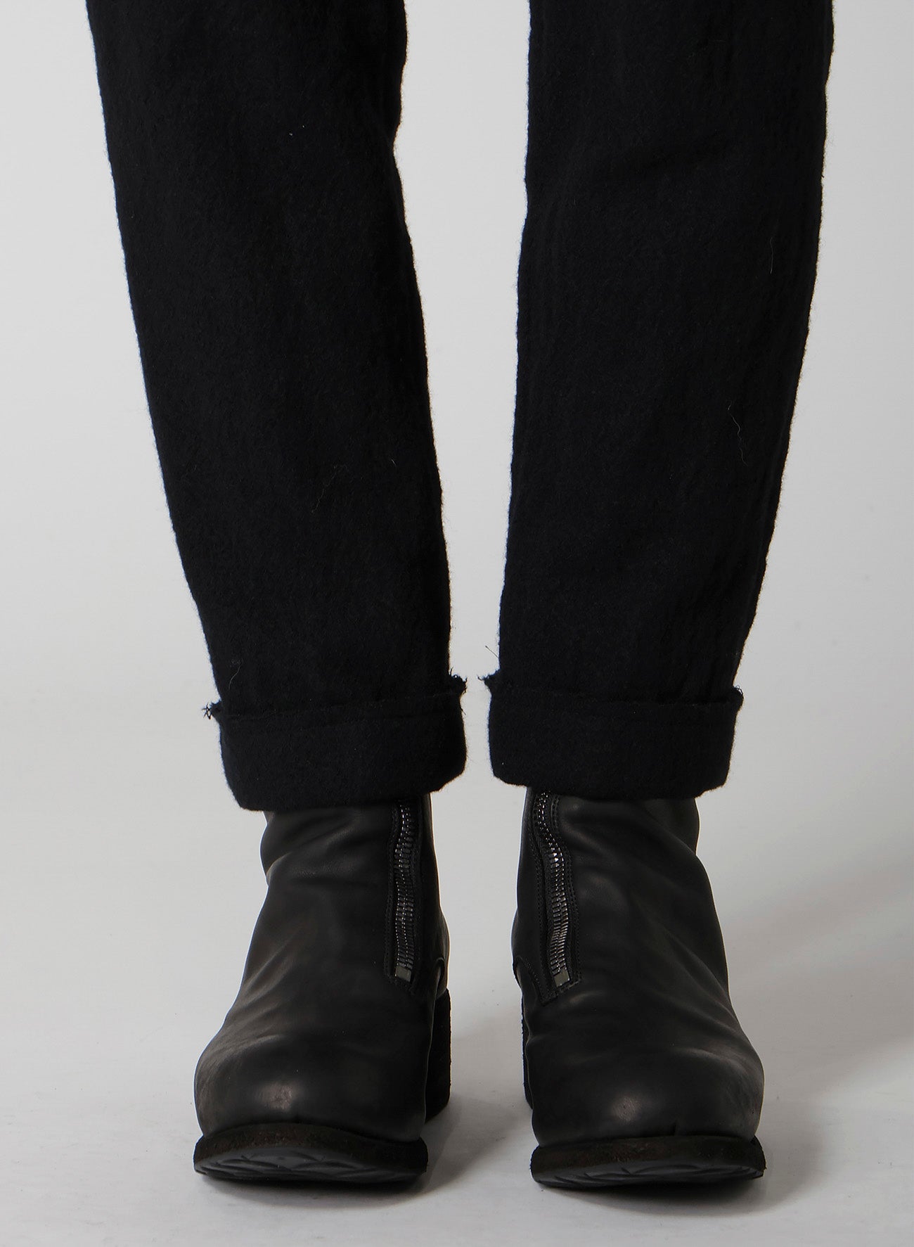 SHRINKED WOOL SERGE CUFFED HEM PANTS