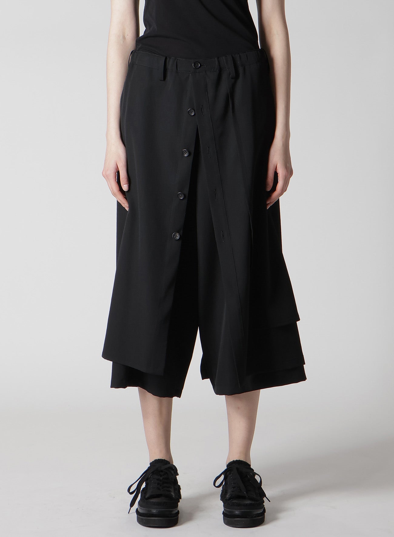 GABARDINE F BUTTON WRAP PANTS