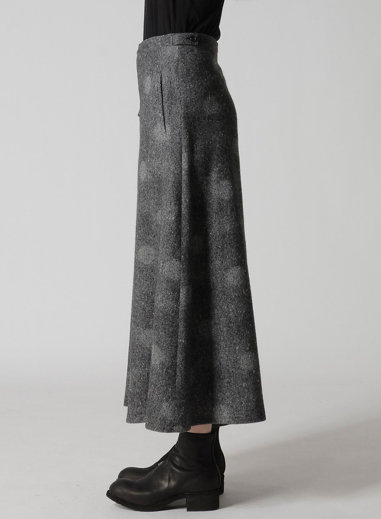 WOOL SHADOW DOT FLARE PANTS