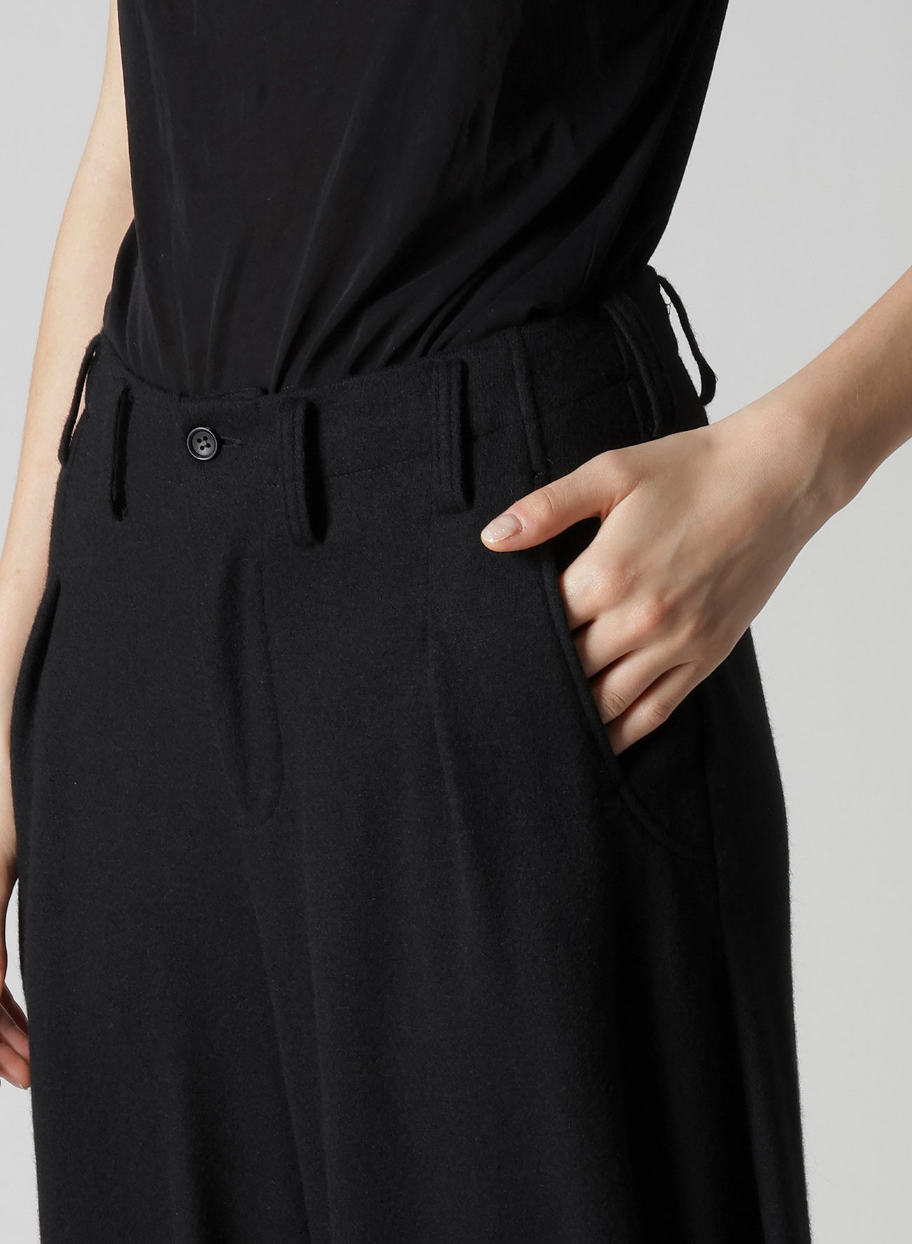 SOFT WOLLEN 1/14 F GATHERED PANTS