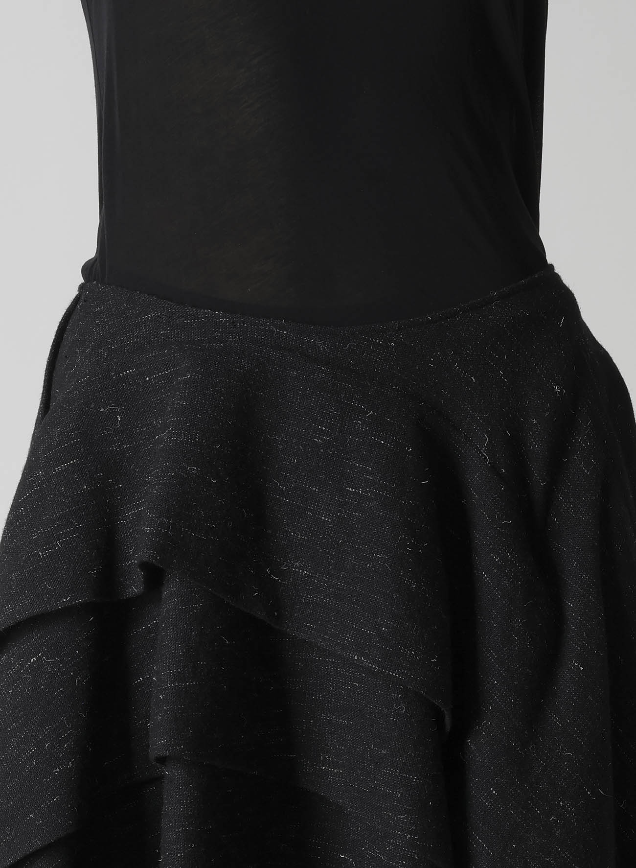 WOOLEN TWEED R DRAPED TUCK ST SKIRT