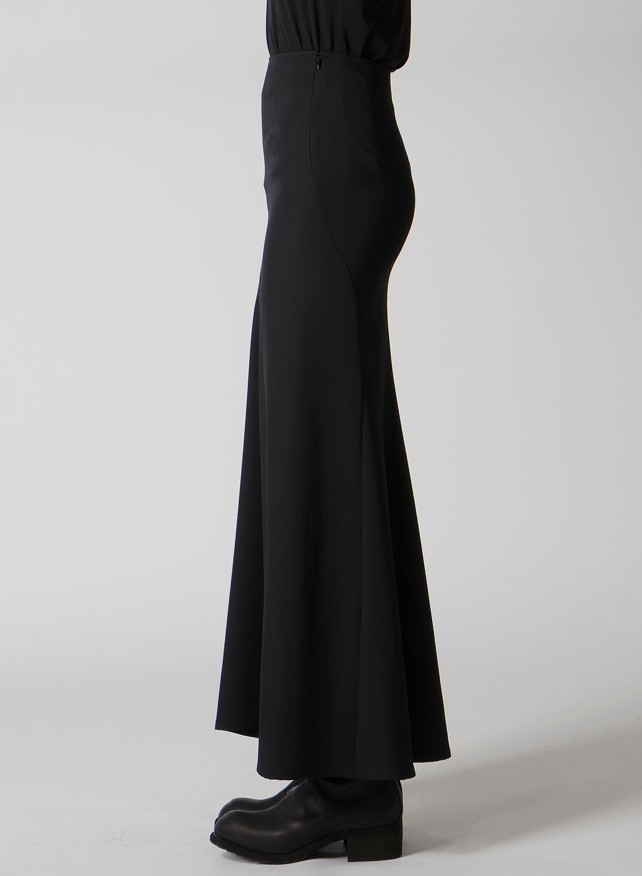 WOOL GABARDINE DIAGONAL CUTTING LONG SKIRT