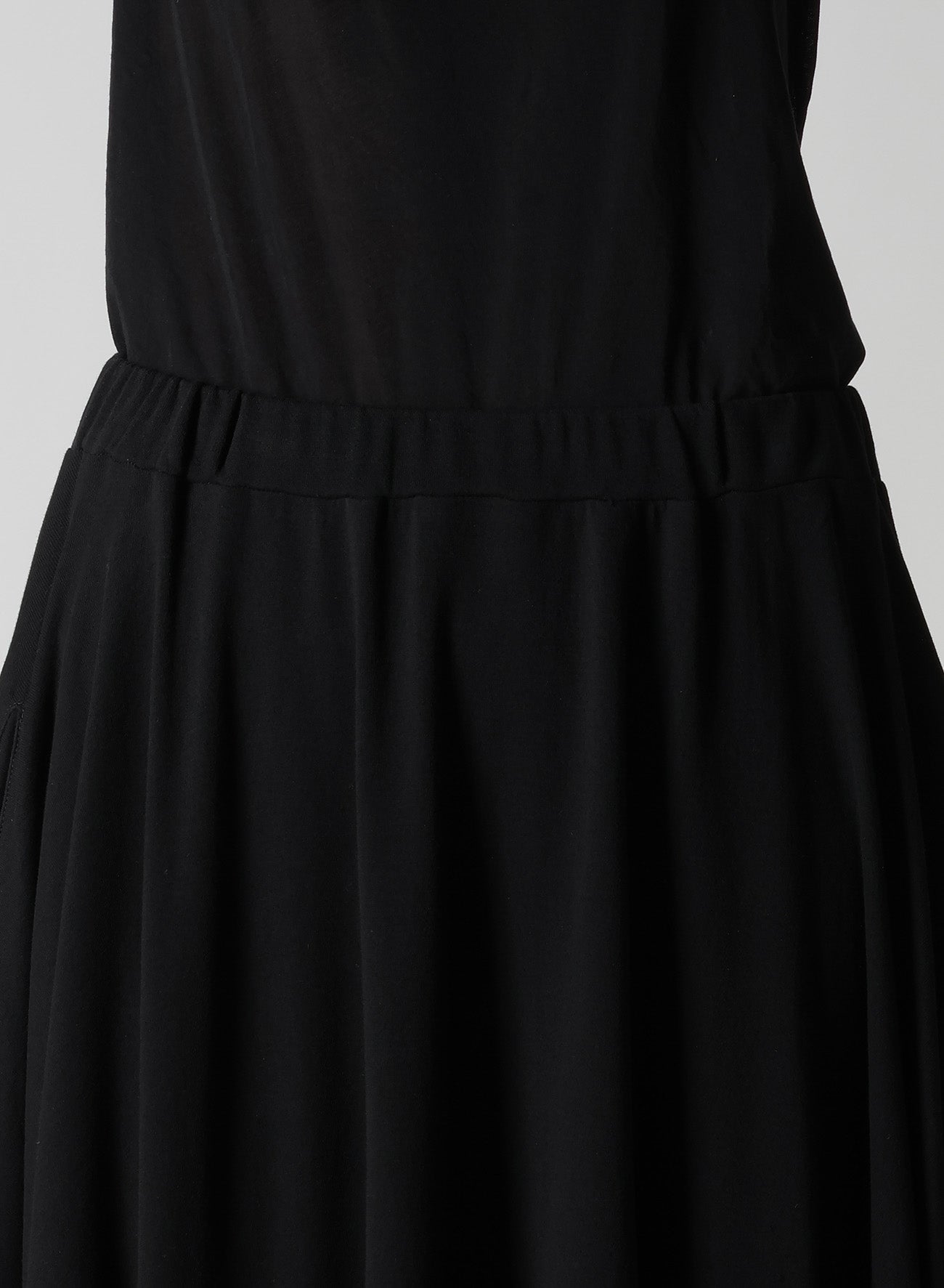 HIGH TWISTED GAUZE TERRY DRAPED HEM SKIRT