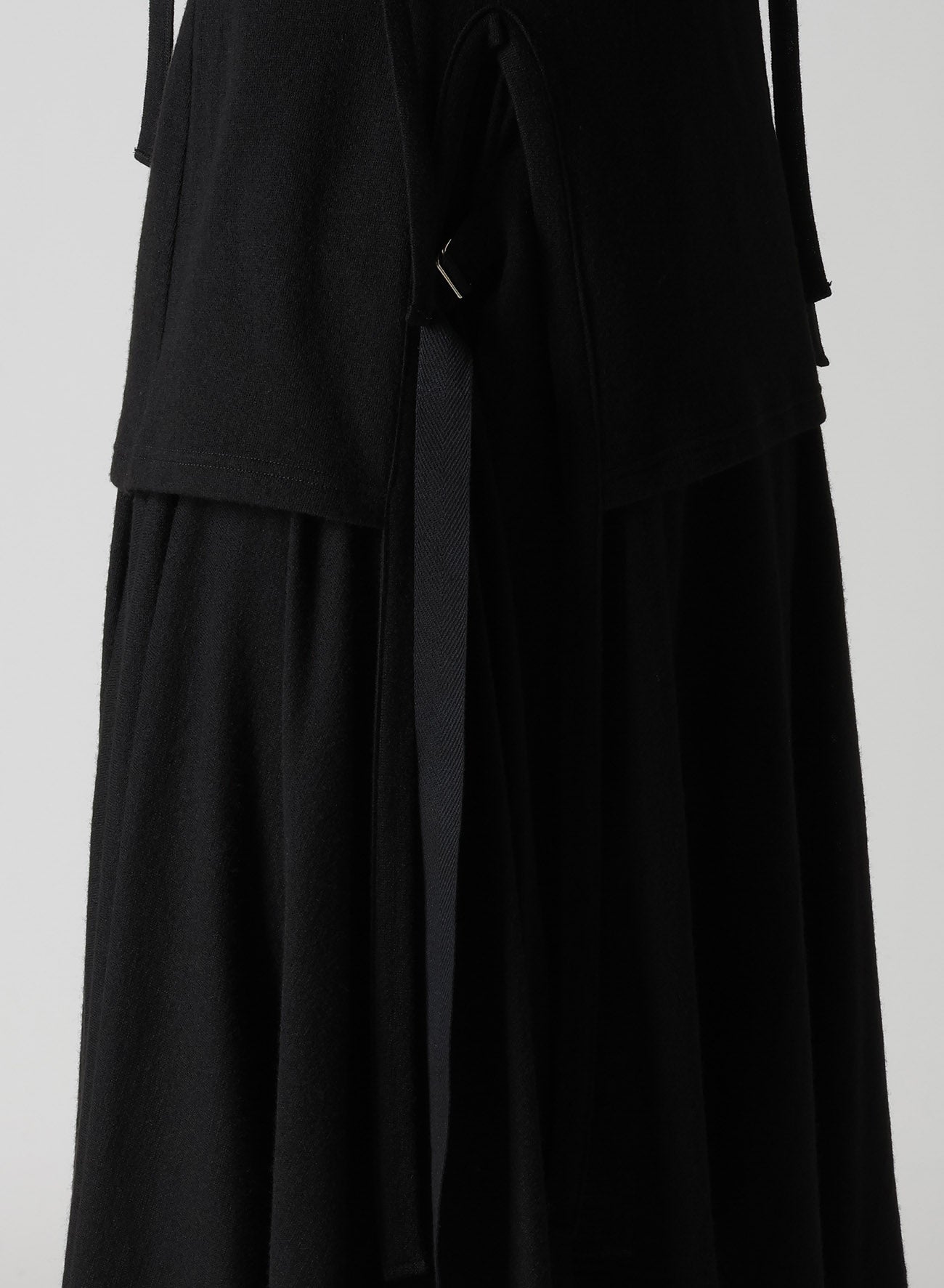 WOOL LIGHT MILLING SINGLE ZIP SLV STRAP PO