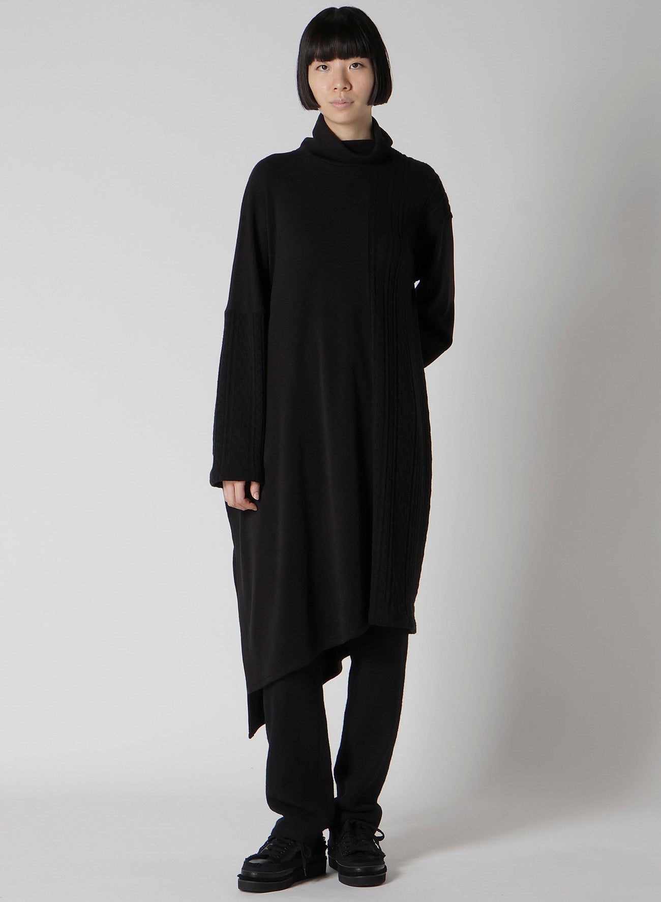 INTERLOCK PANELED HIGH NECK PO
