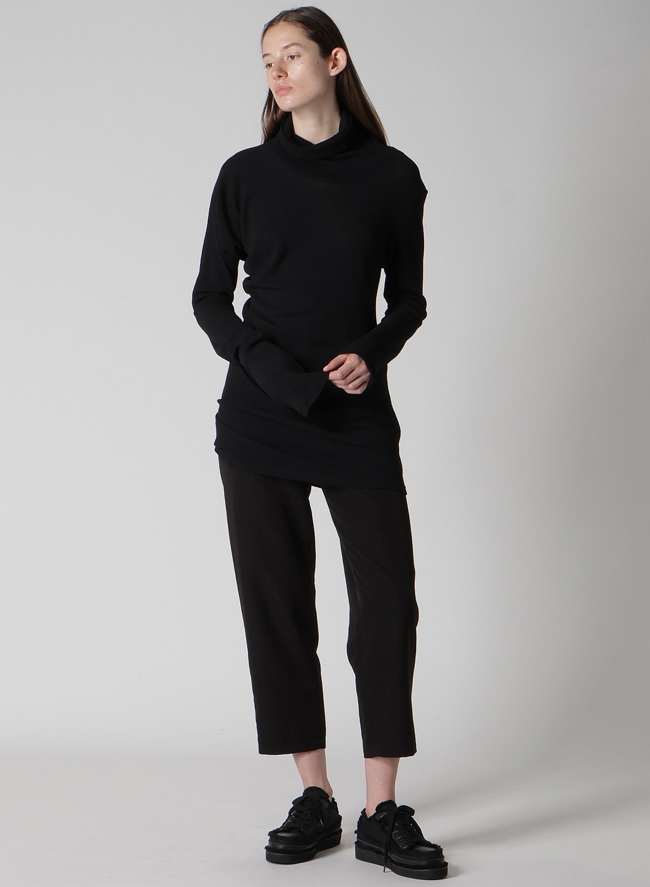 HIGH TWISTED LINKS DRAPED TURTLE NECK PO