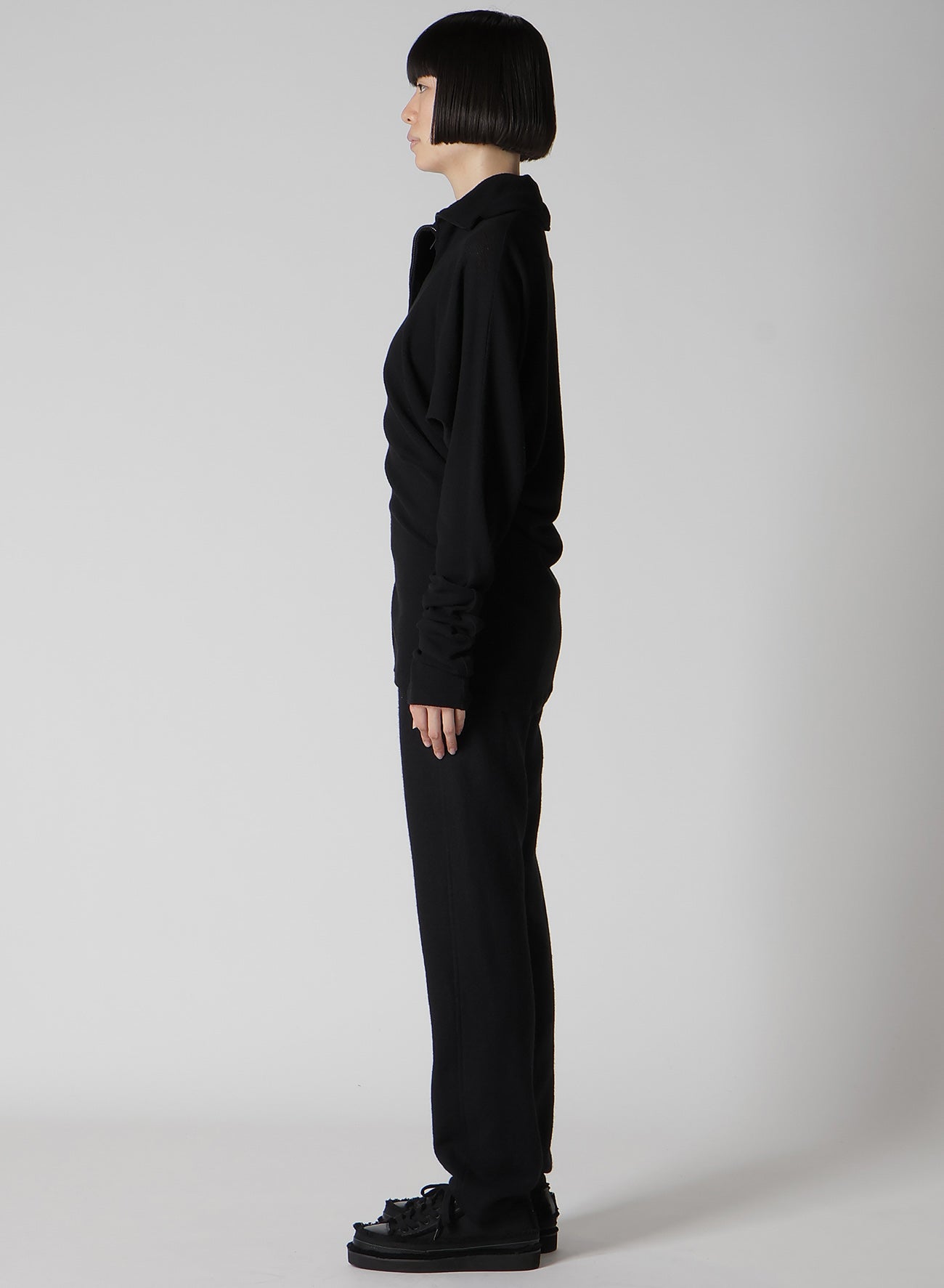 HIGH TWISTED LINKS DRAPED TURTLE NECK CARDIGAN