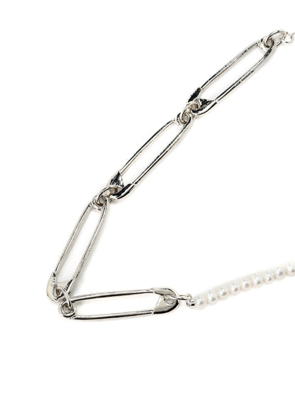 PEARL/BRASS B PEARL PIN CHOKER