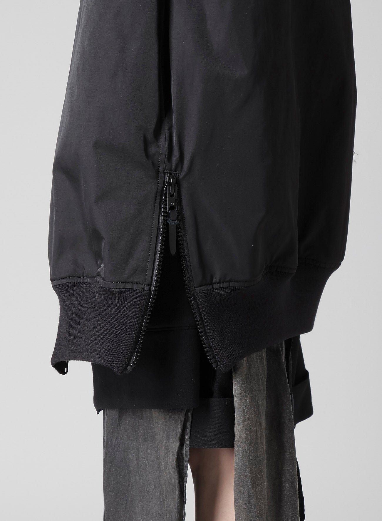 Ny/C TWILL HOODED BOMBER