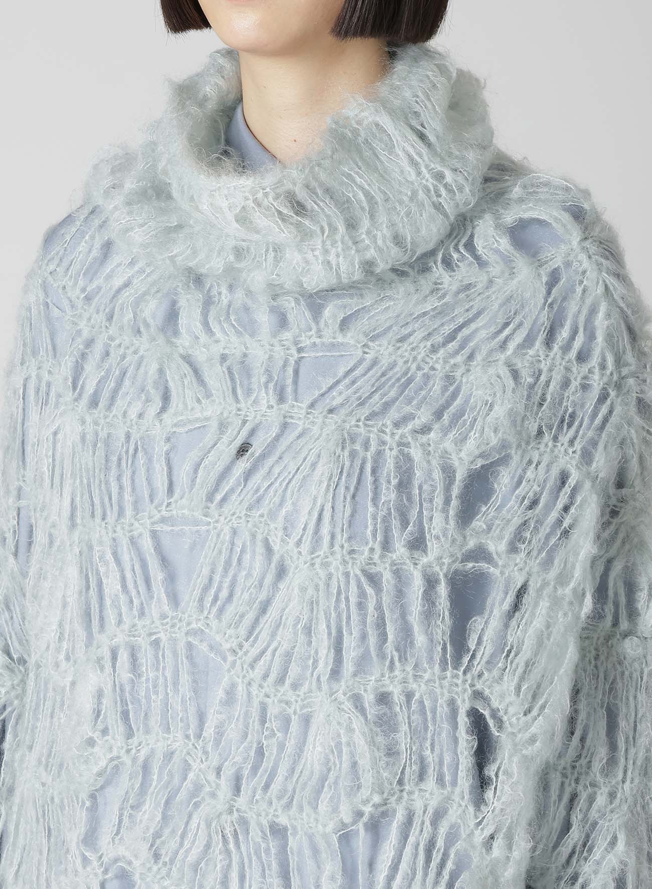 MAON HIGH-NECK TOP