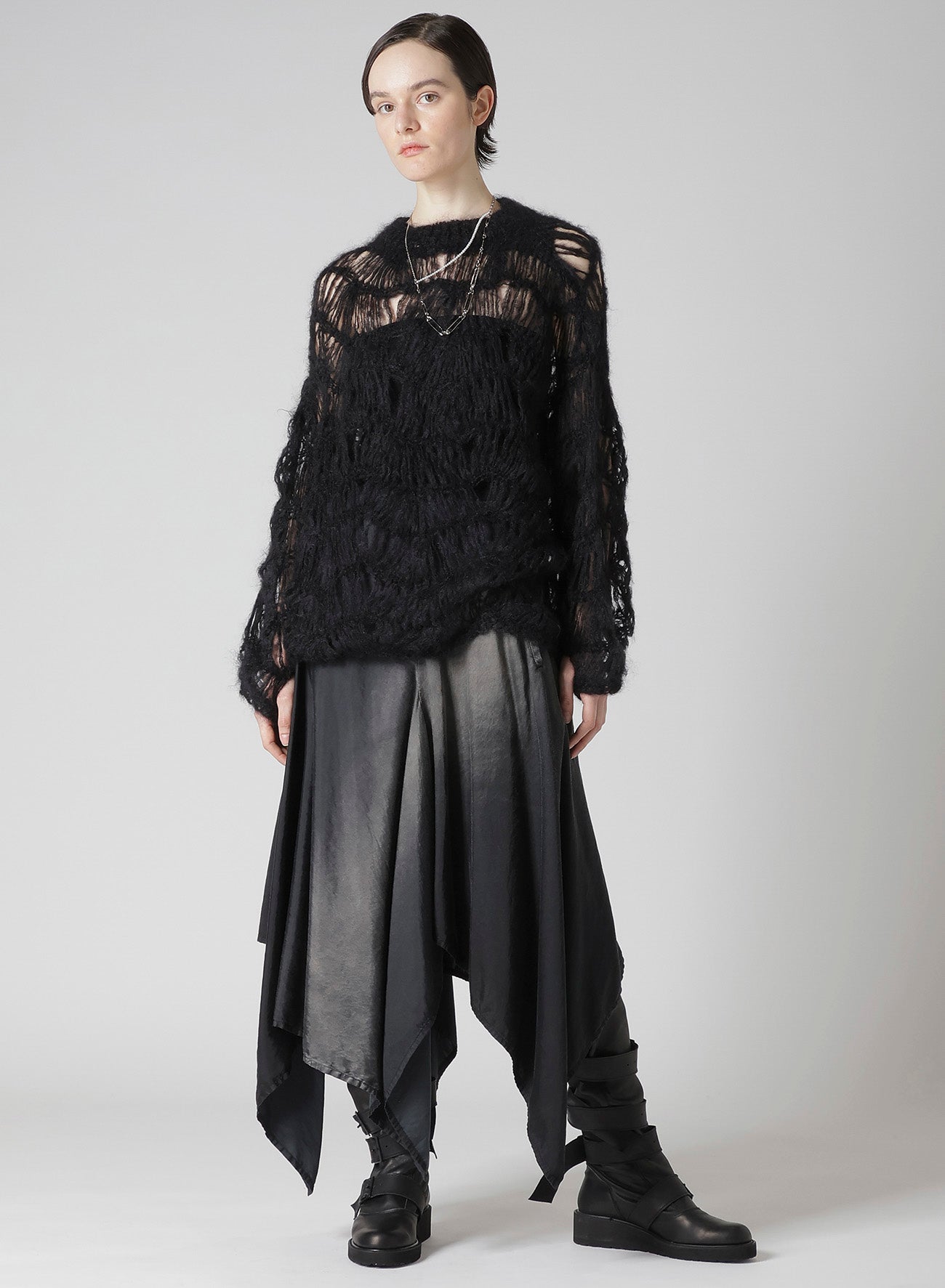 Cu/C BLEACHED SATIN ASYMMETRIC SKIRT