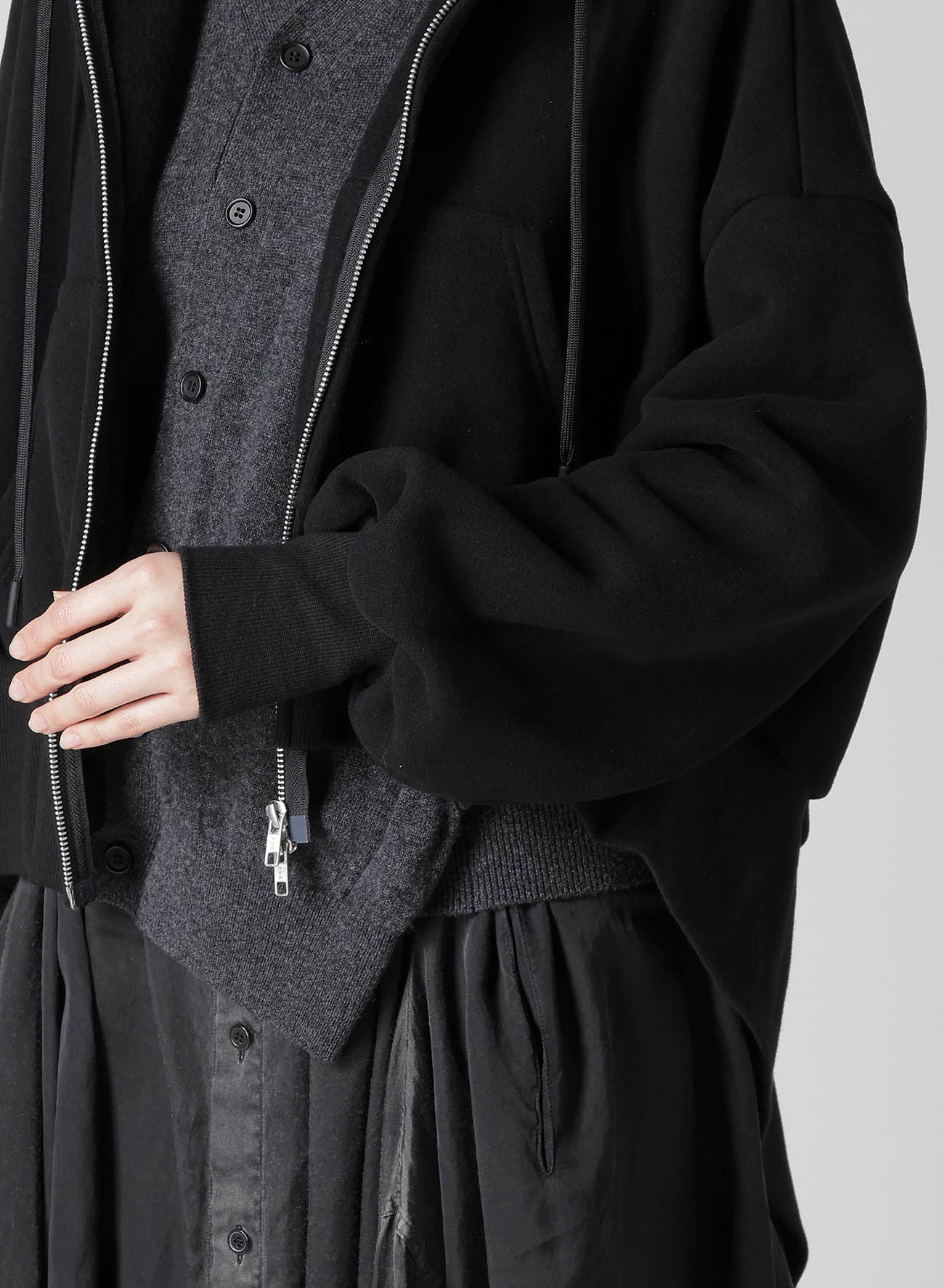Liy/C BRUSHED FRENCH TERRY UNBALANCED HOODIE A