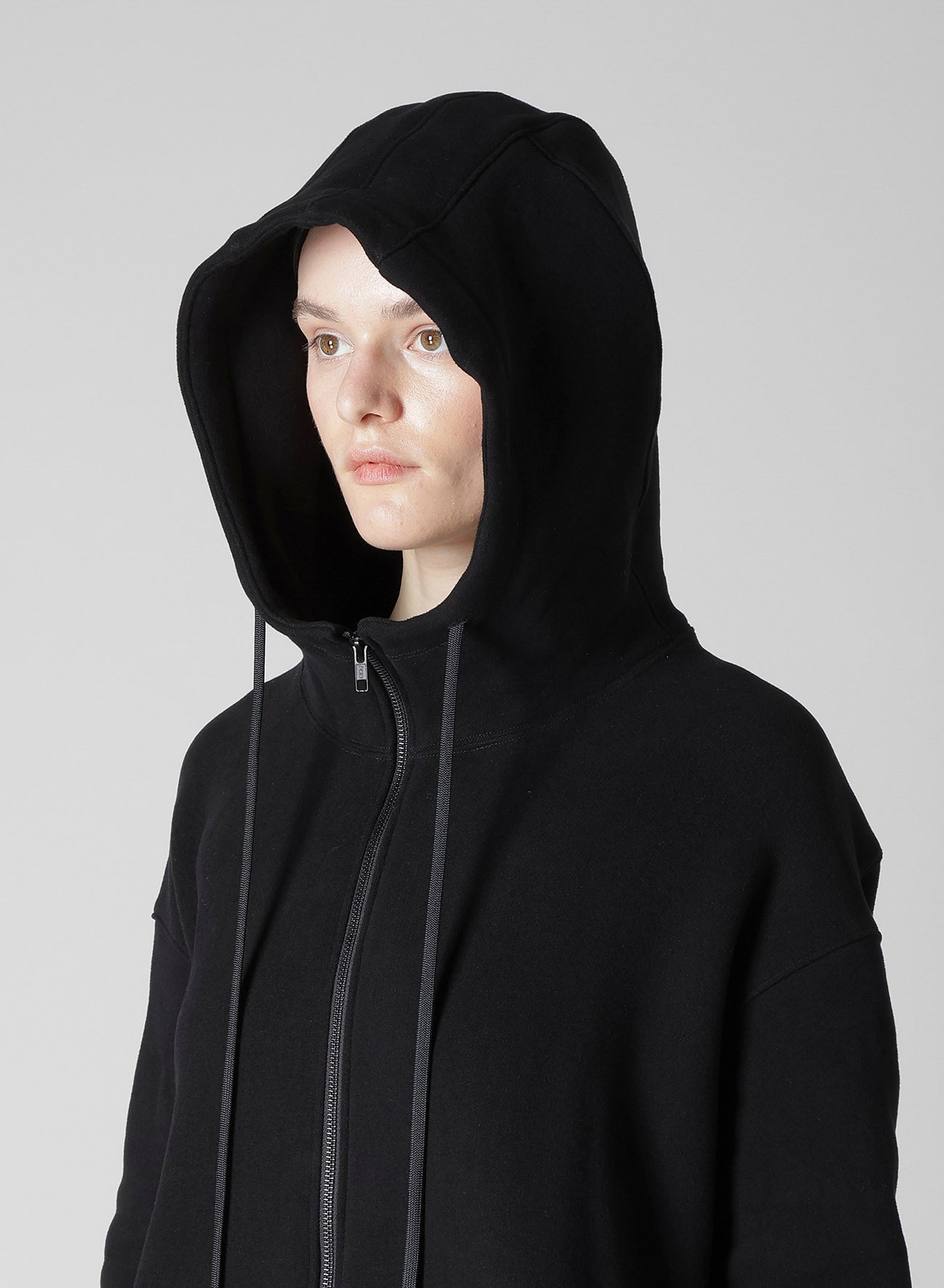 Liy/C BRUSHED FRENCH TERRY UNBALANCED HOODIE B