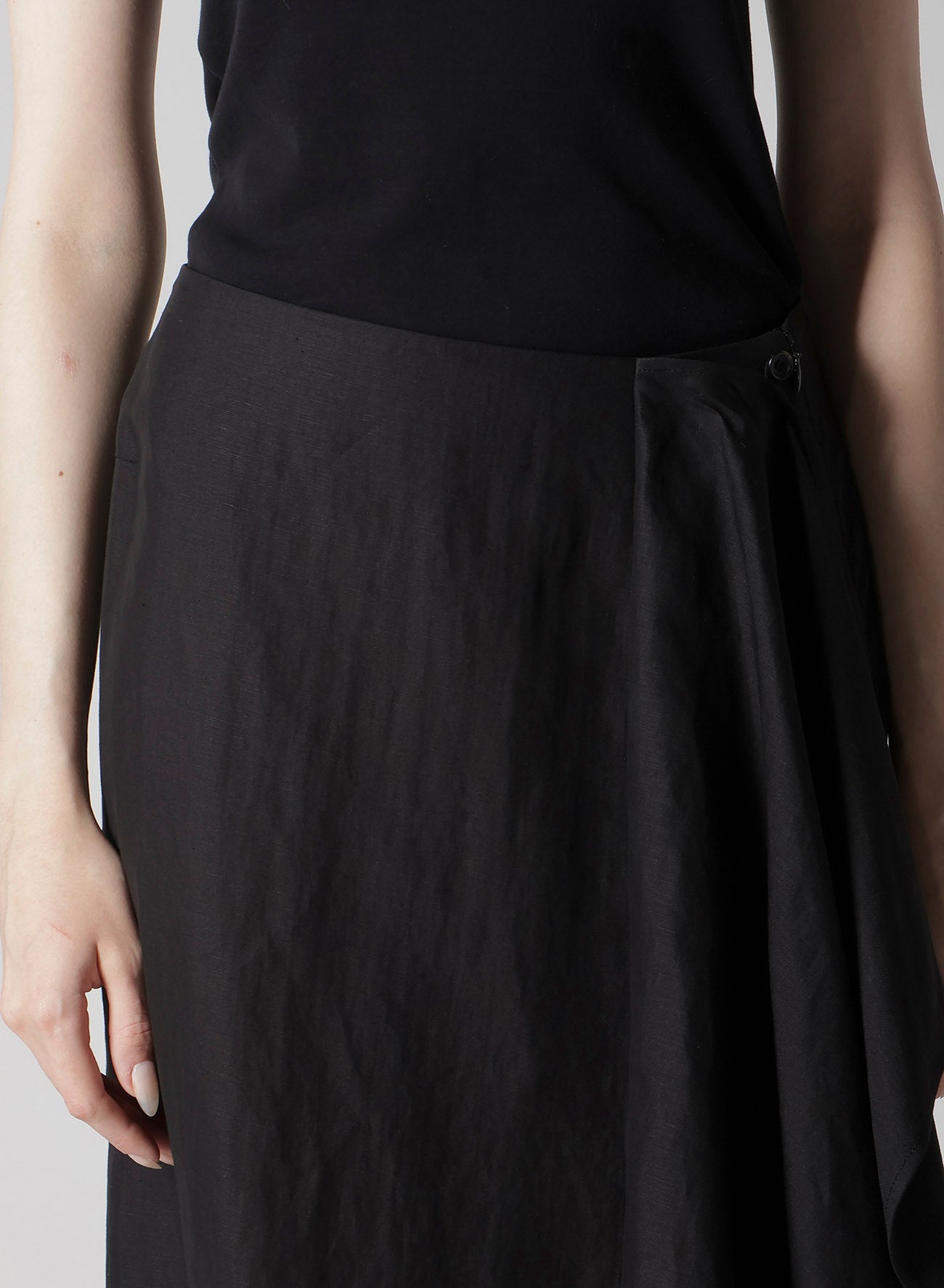C/Li GABARDINE L DRAPED SKIRT