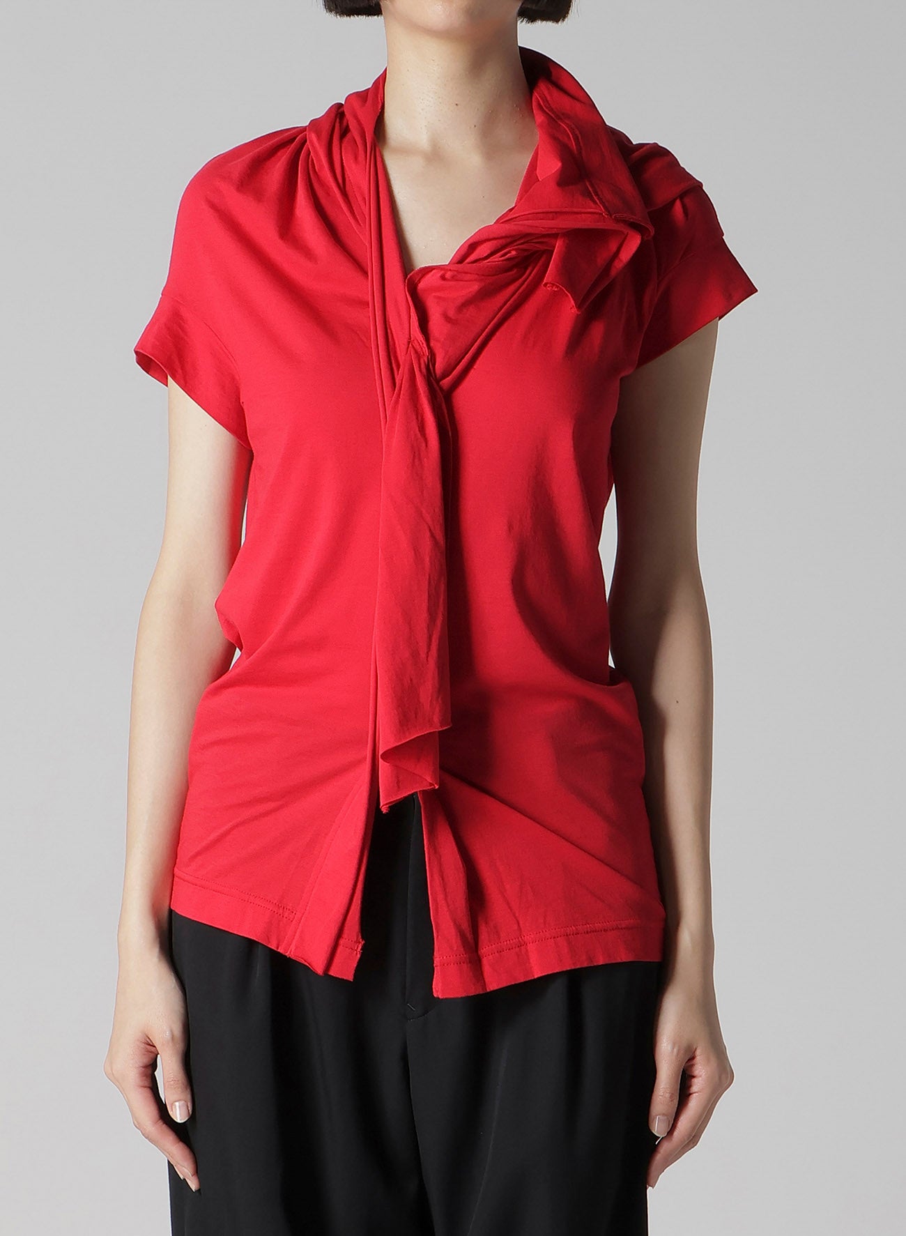 AIRY JERSEY DRAPE DETAIL SHORT SLV T-SHIRT