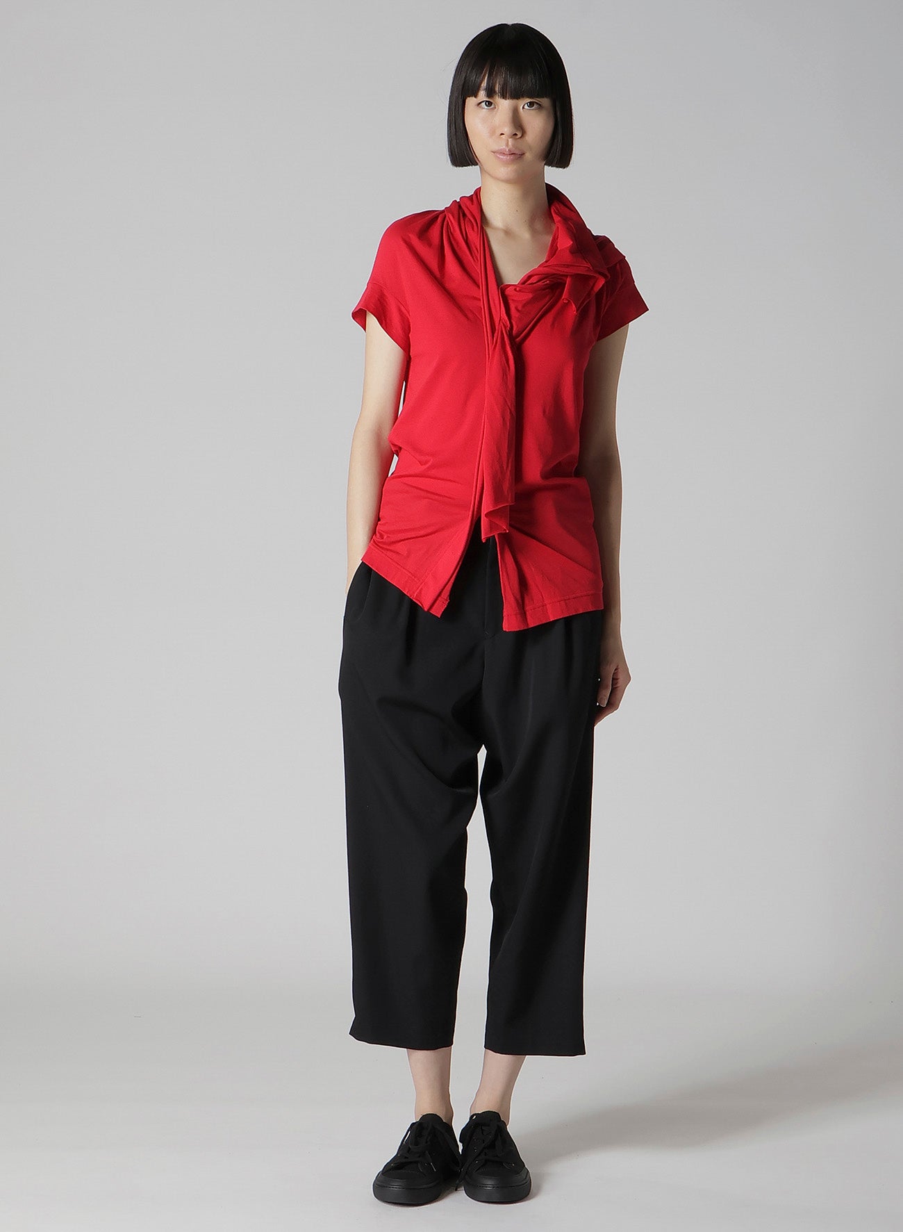 AIRY JERSEY DRAPE DETAIL SHORT SLV T-SHIRT