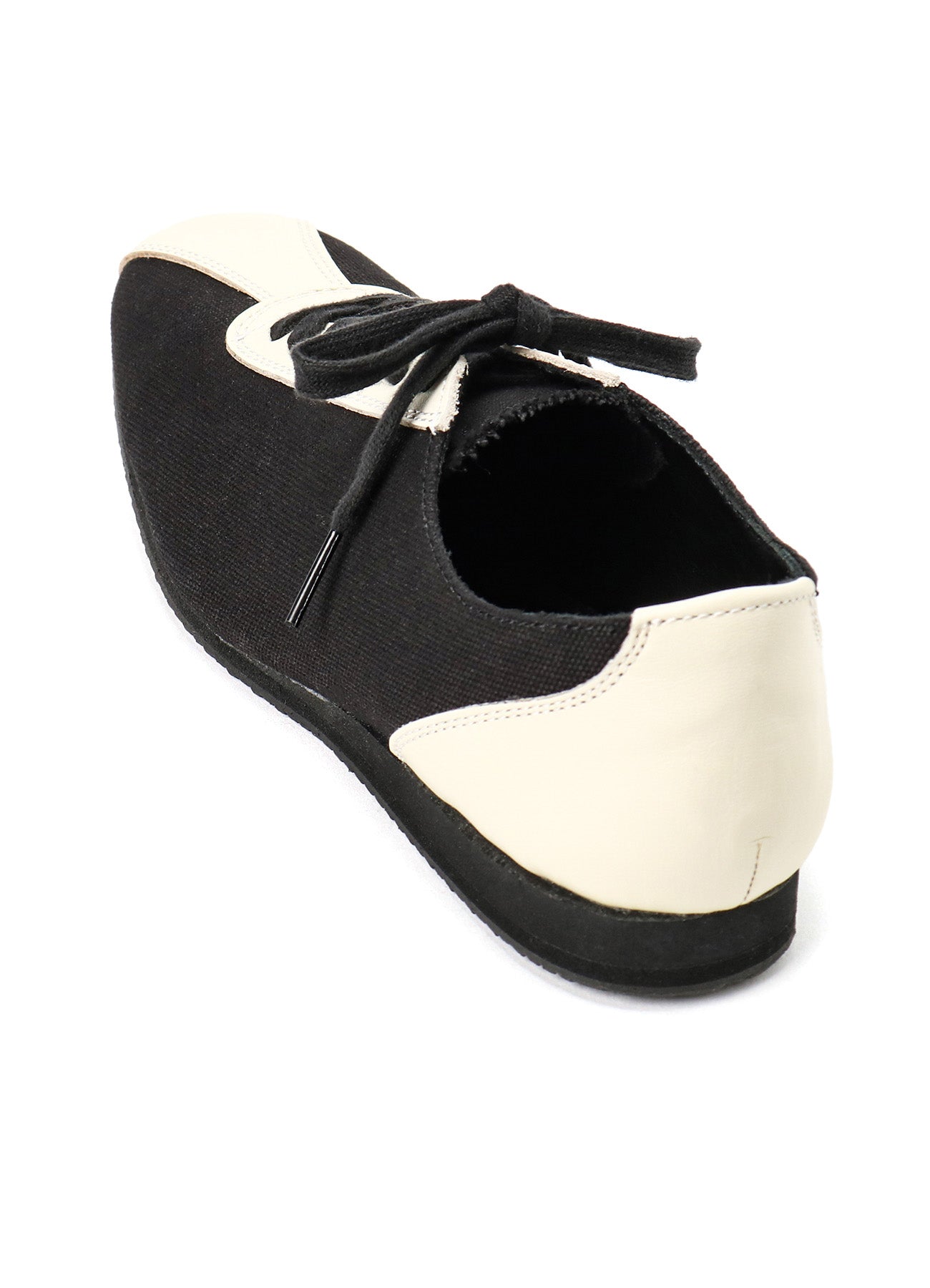 CANVAS 6HOLES LOW CUT SHOES