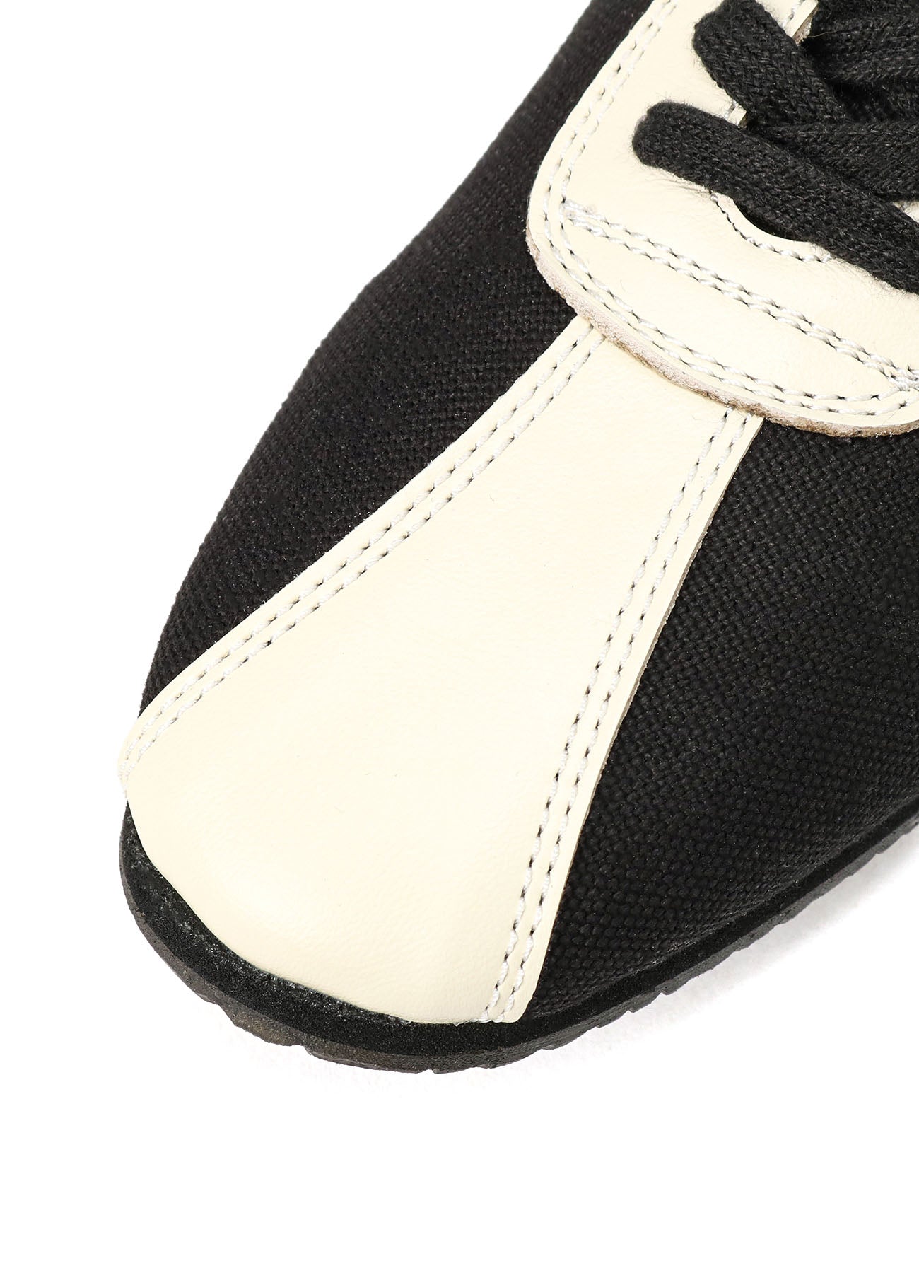 CANVAS 6HOLES LOW CUT SHOES