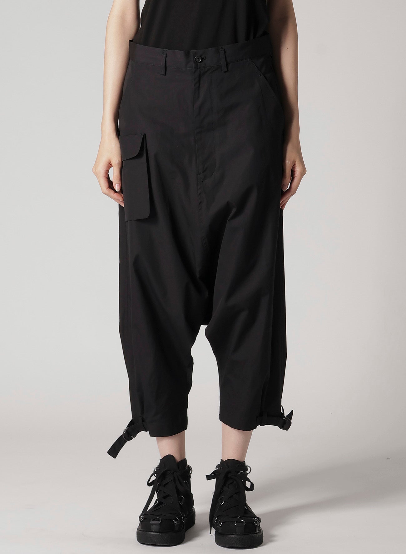 BROAD R-HEM BELTED SAROUEL PANTS