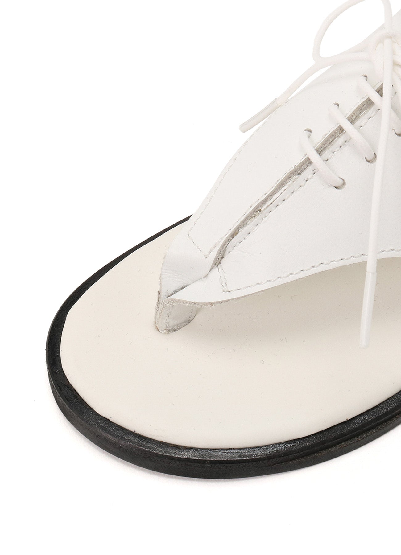 OIL SMOOTH LACE UP SANDAL