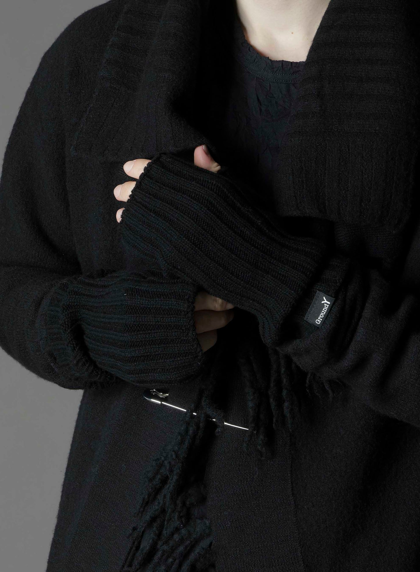 WASHABLE WOOL FINGERED ARM WARMER