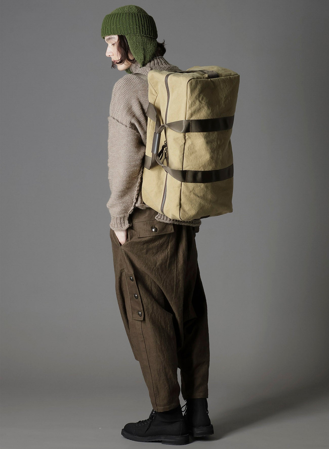 CANVAS DUFFLE BAG
