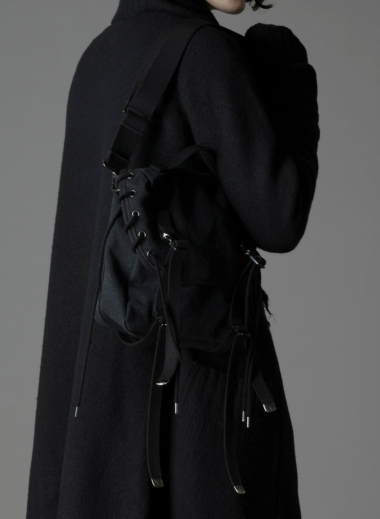 CANVAS SHOULDER BAG