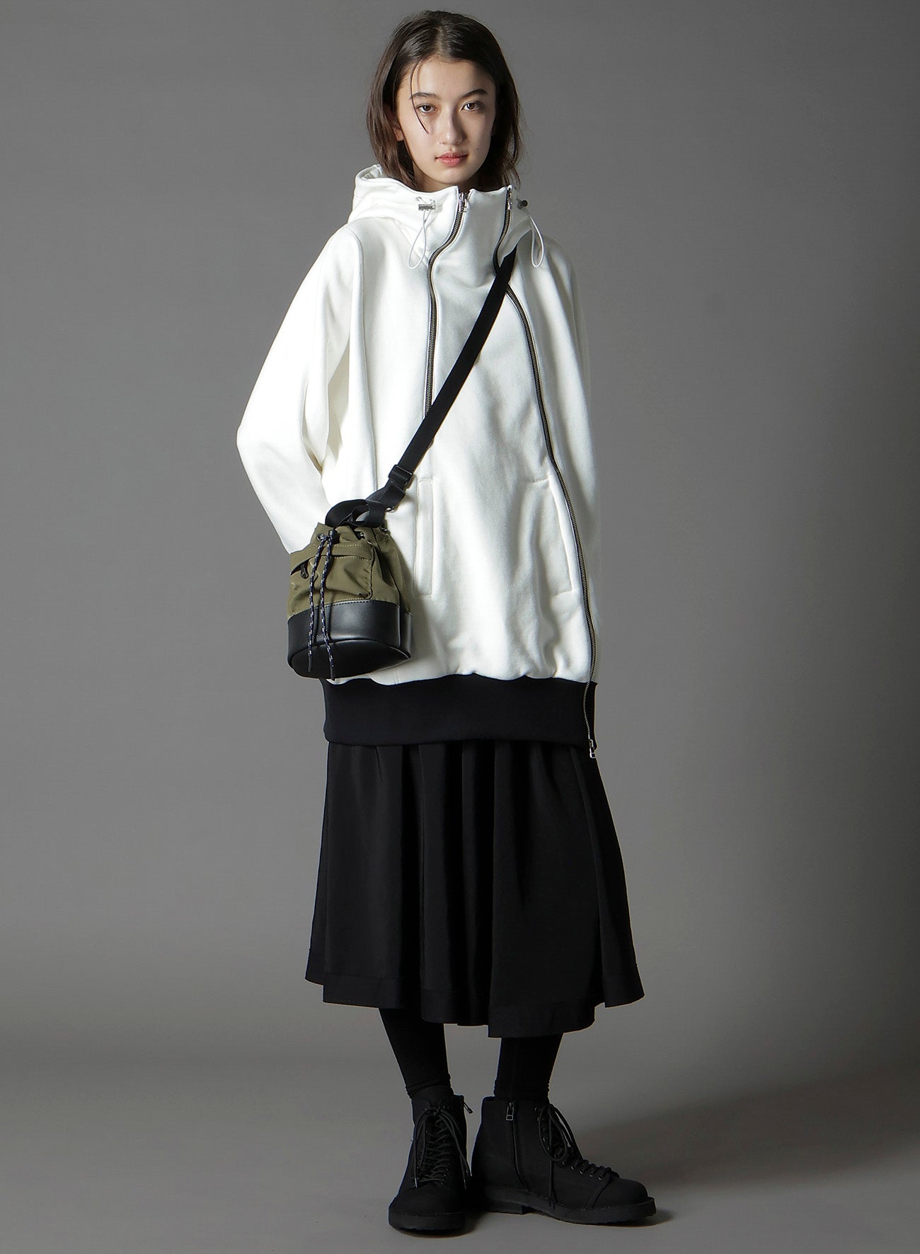 WRINKLED NYLON 2 WAY POUCH