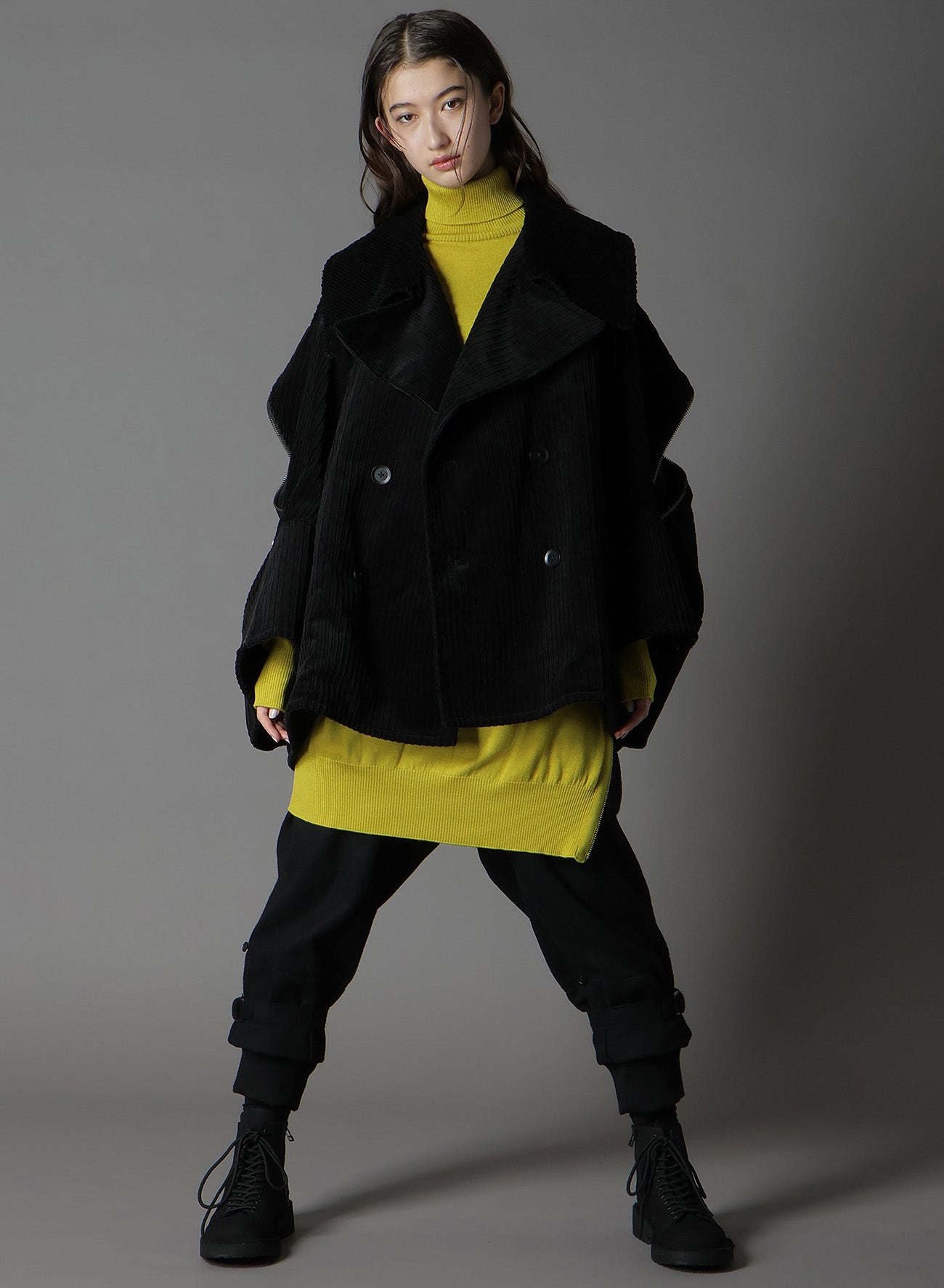 MERINO WOOL LEFT ZIPPER RAGLAN SLEEVE TURTLENECK