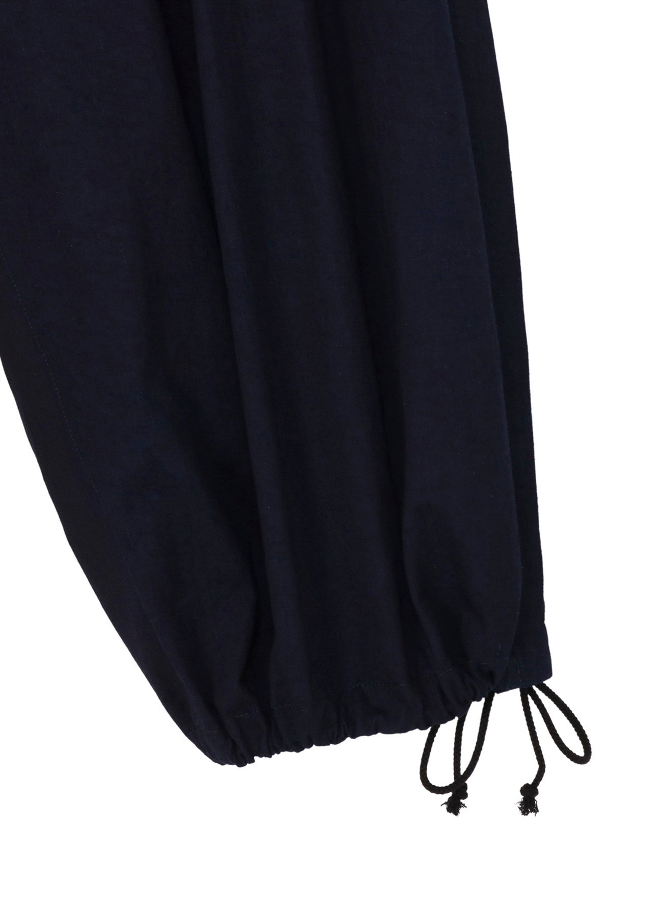 INDIGO DYED COTTON TWILL BALLOON PANTS