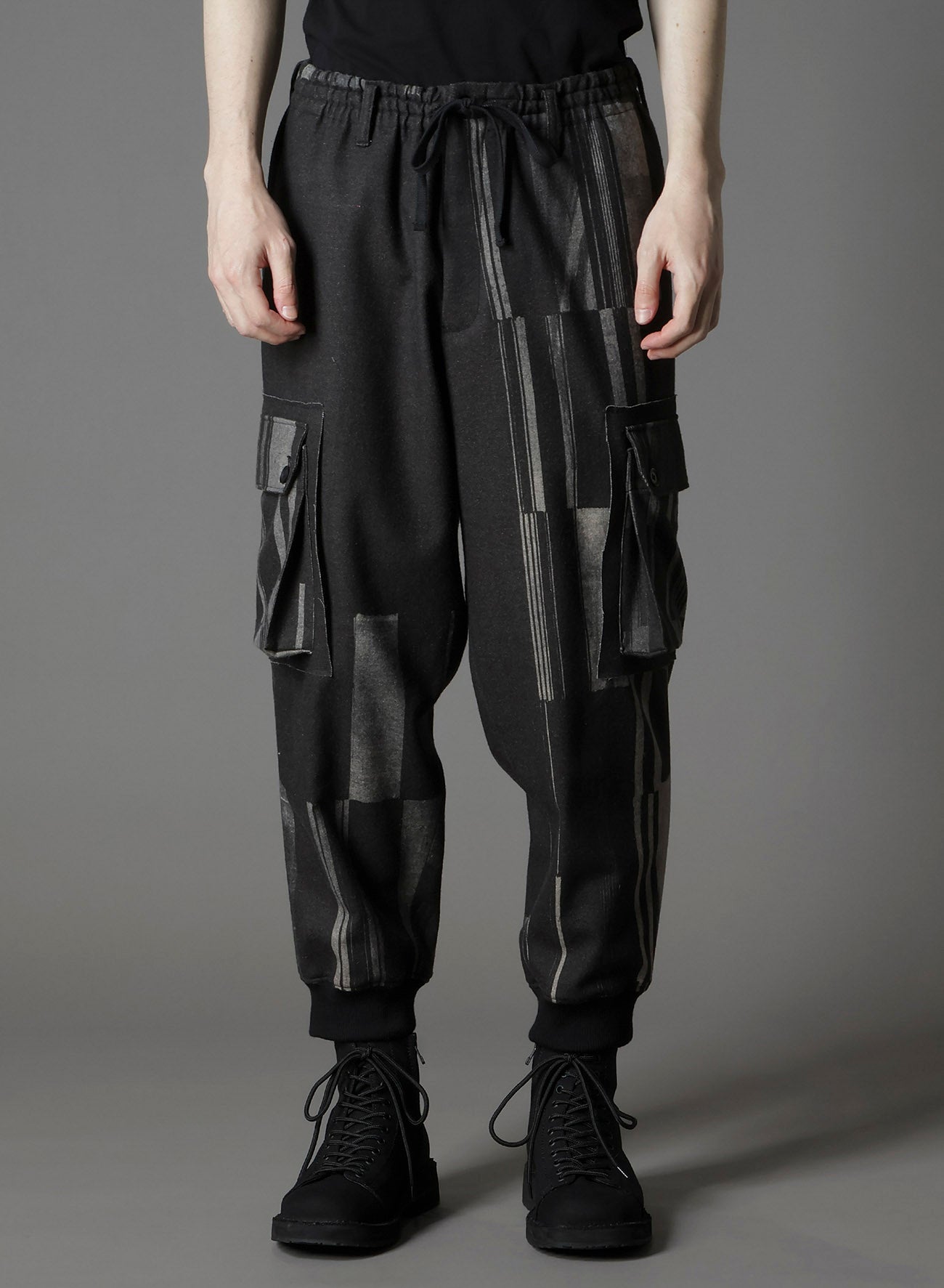 FLANNEL STRIPE PATTERN STANDARD RIBBED HEM CARGO
